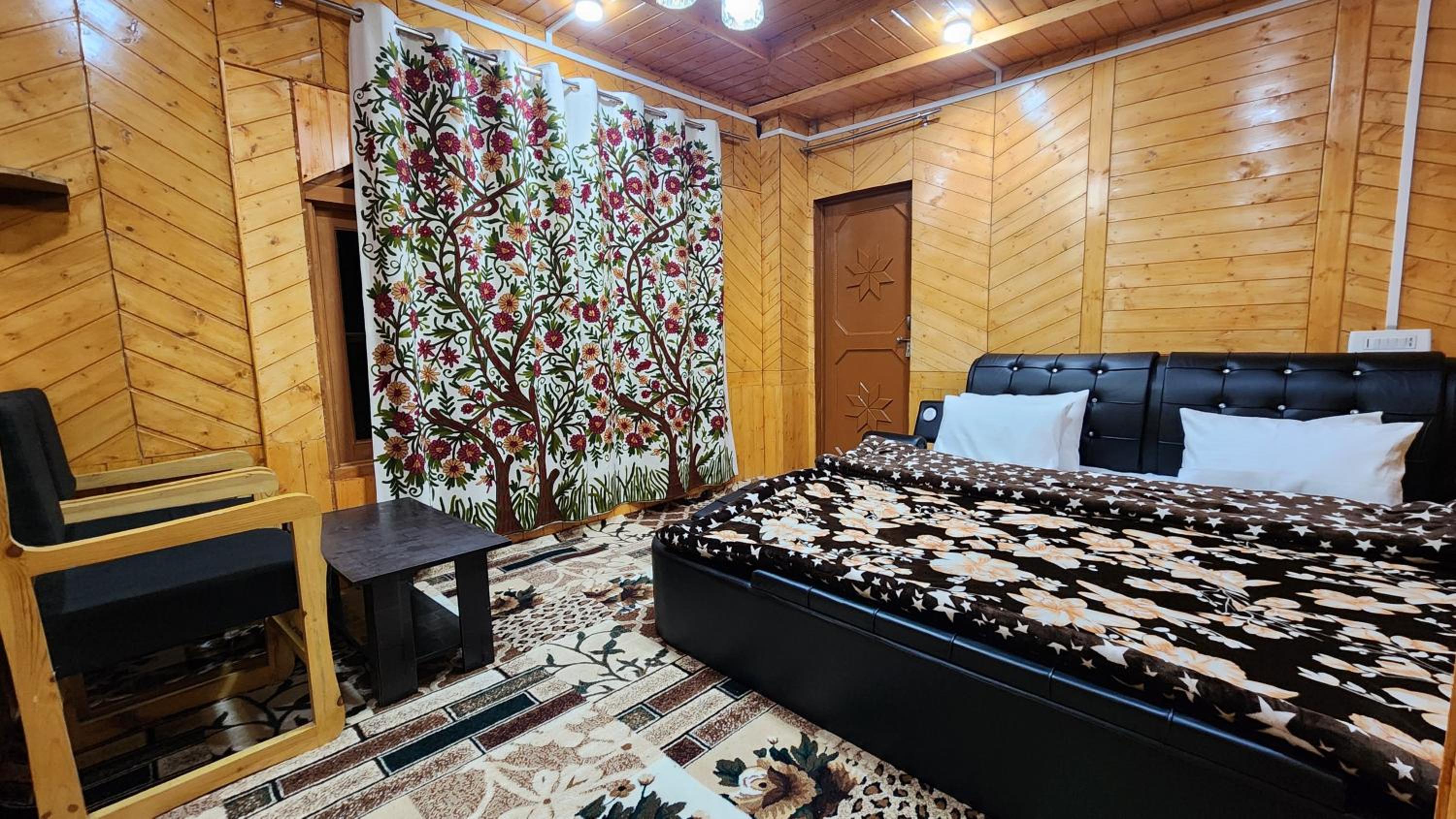 Riverside Haven Guesthouse view 2