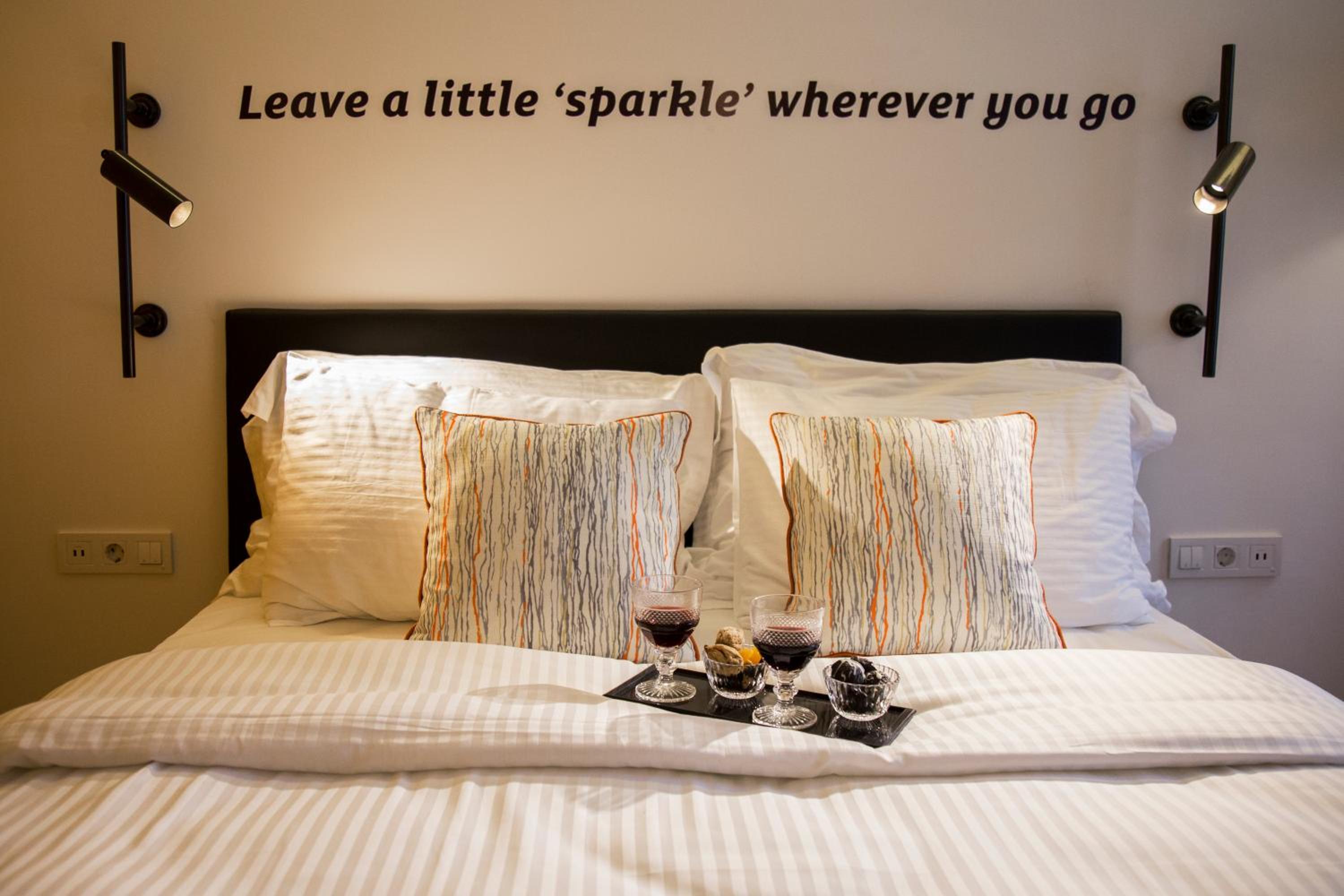 Sparkle Otel - Image 93