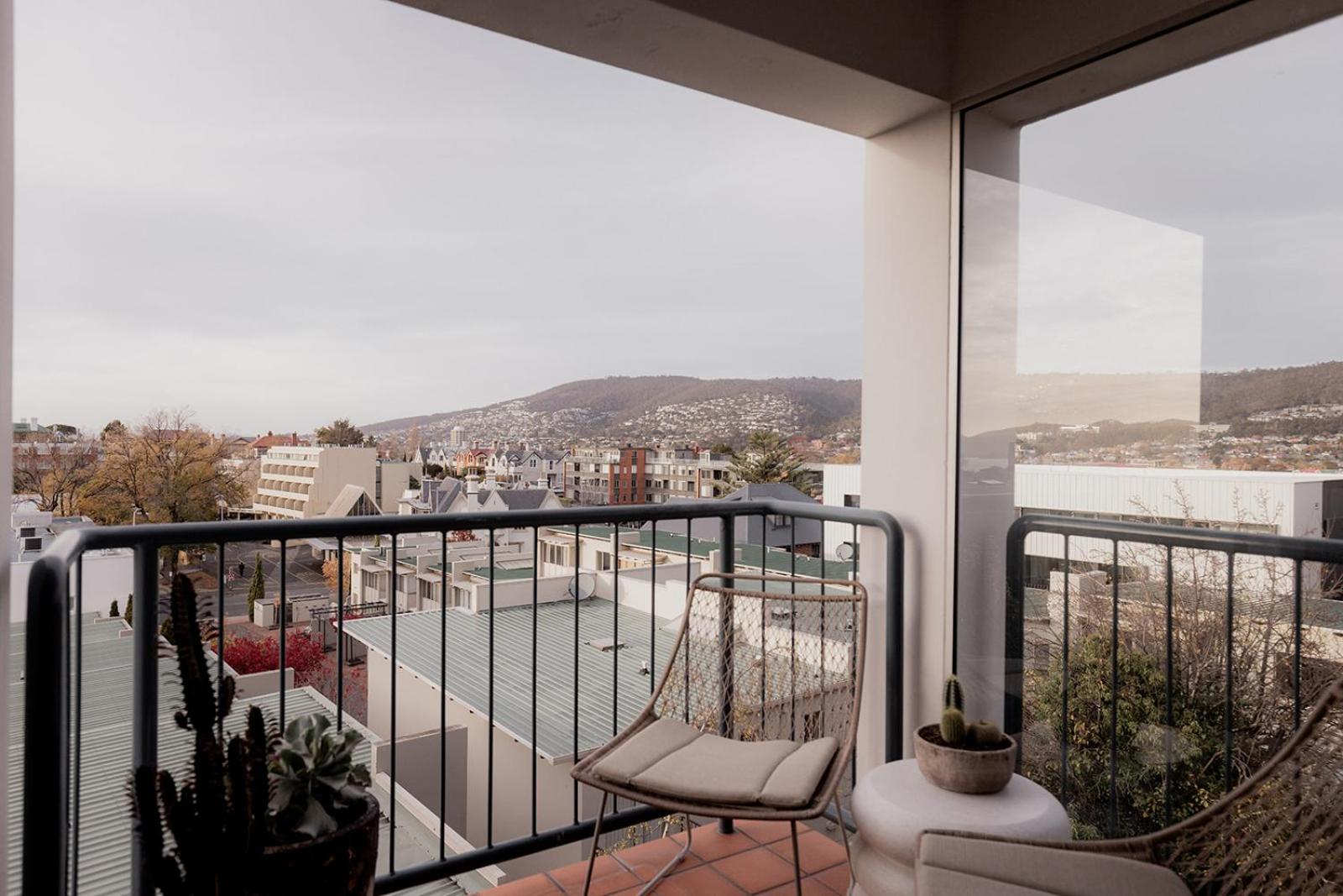 Battery Point retreat with river views