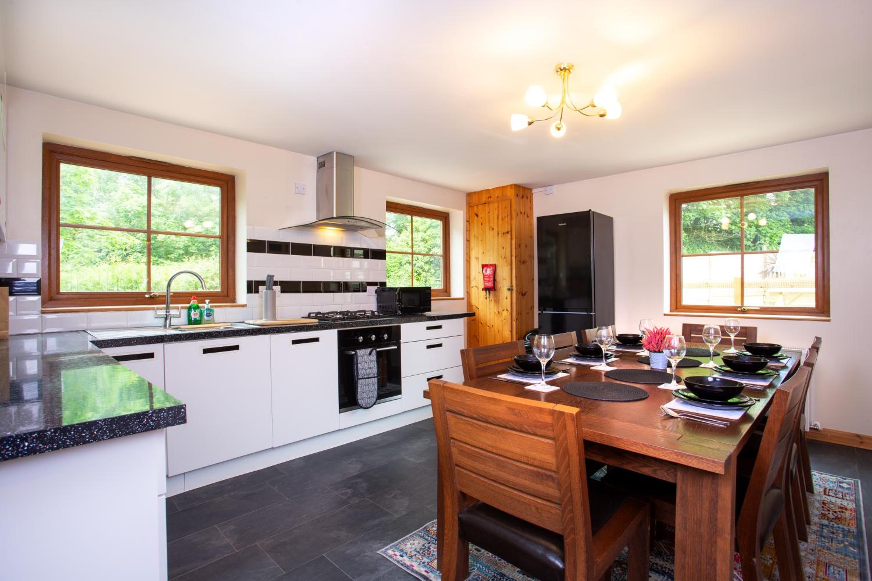 Chy Lowen, Treluswell view 4