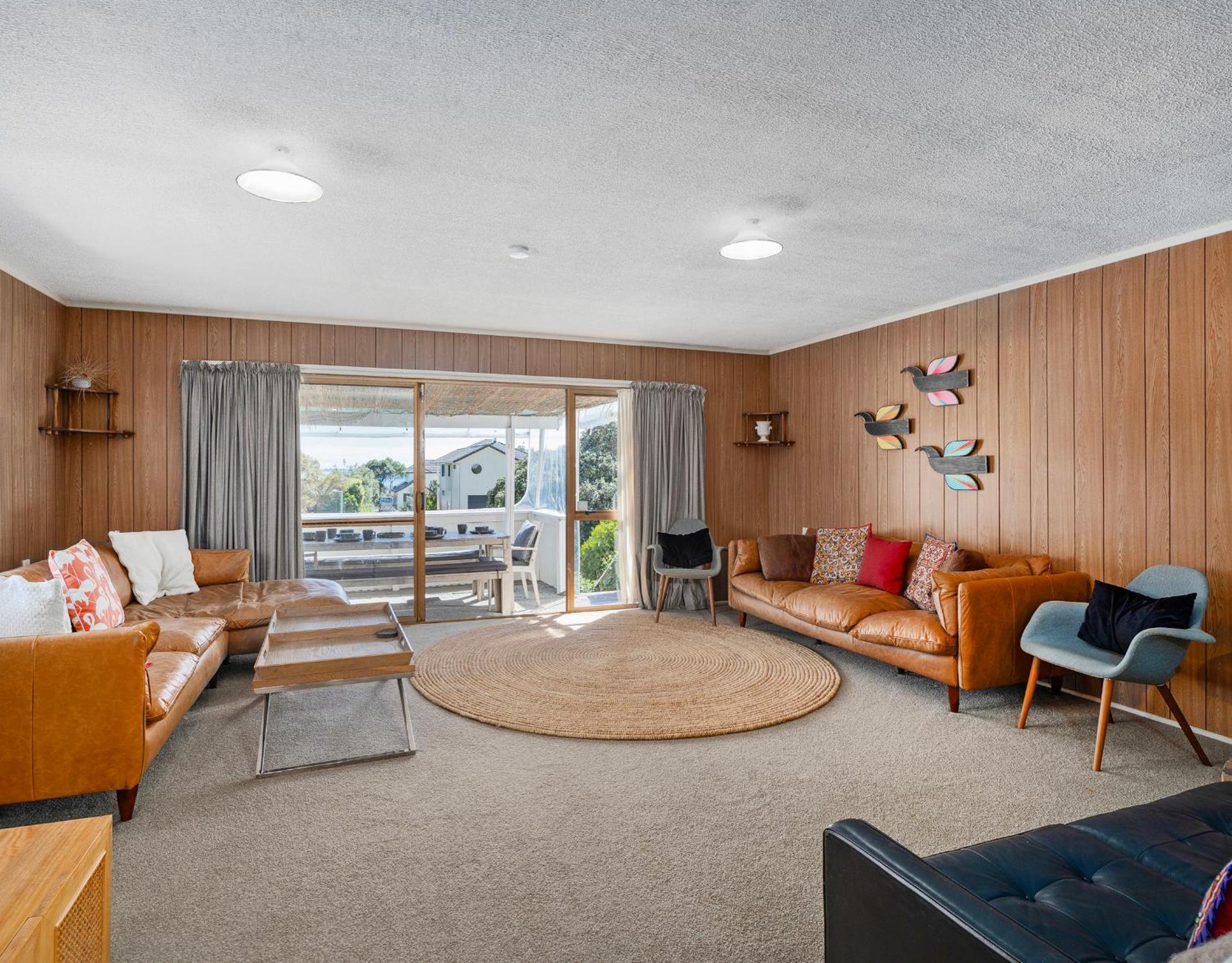 Sunsets and Surf - Whangapoua Holiday Home