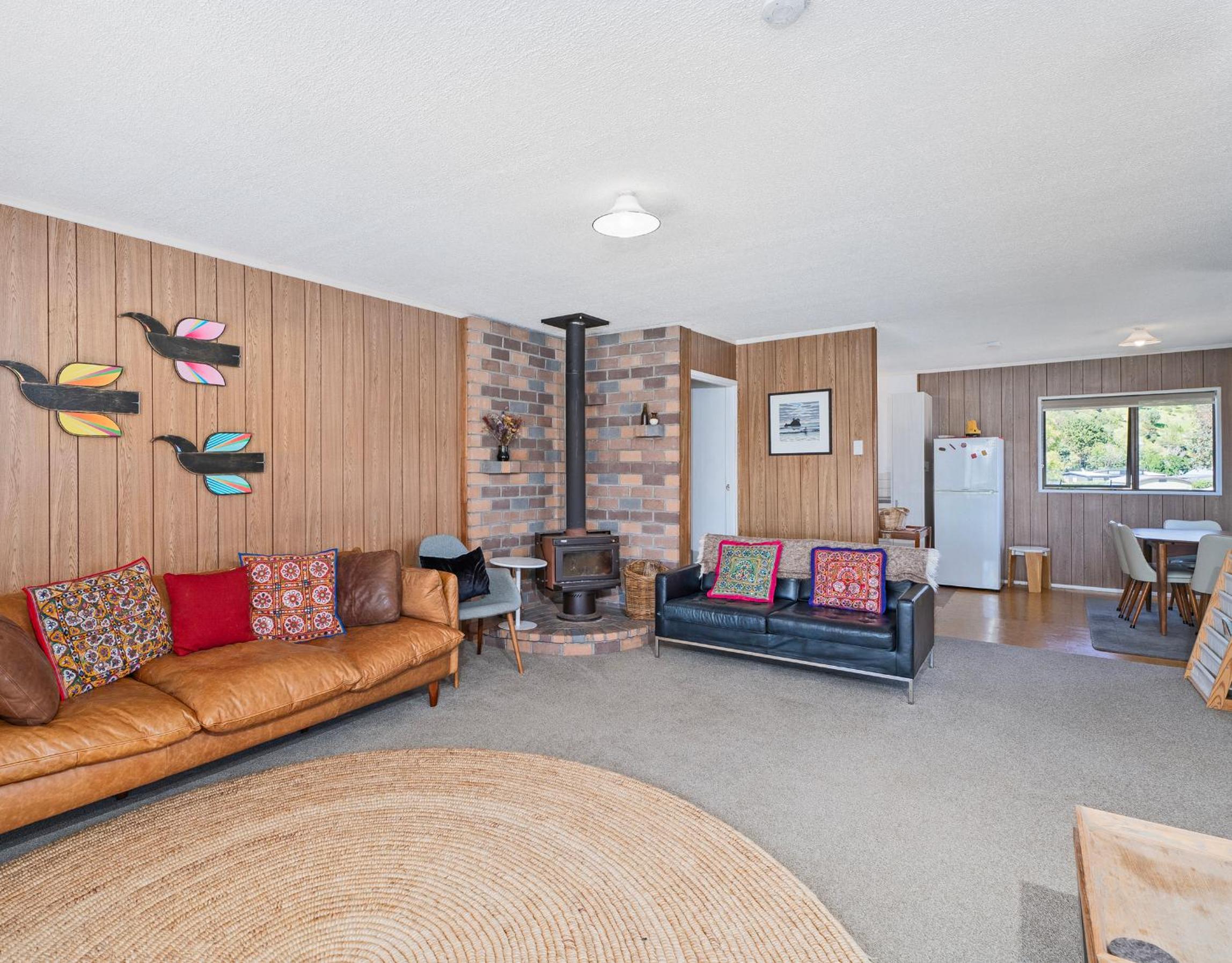 Sunsets and Surf - Whangapoua Holiday Home