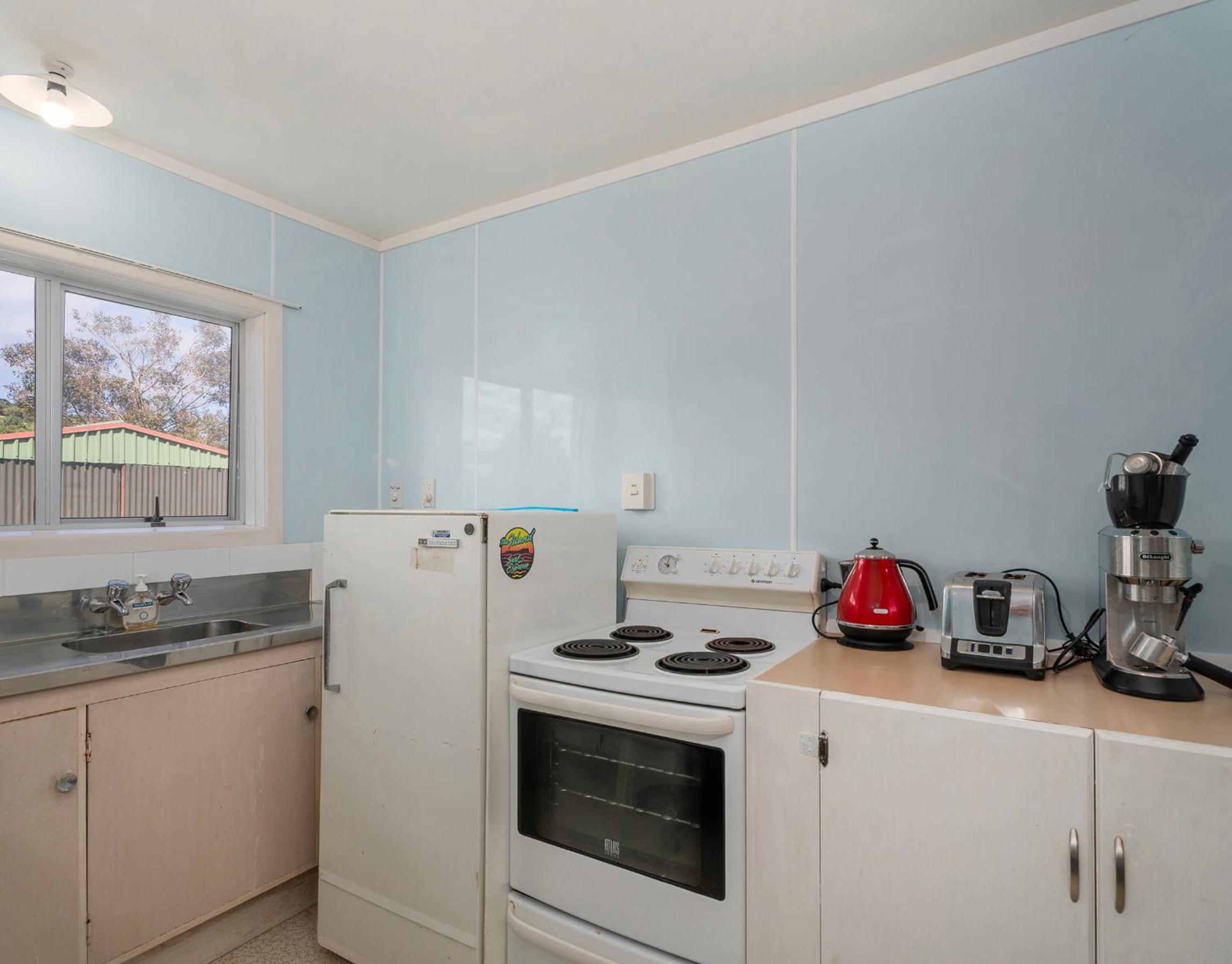 Sunsets and Surf - Whangapoua Holiday Home