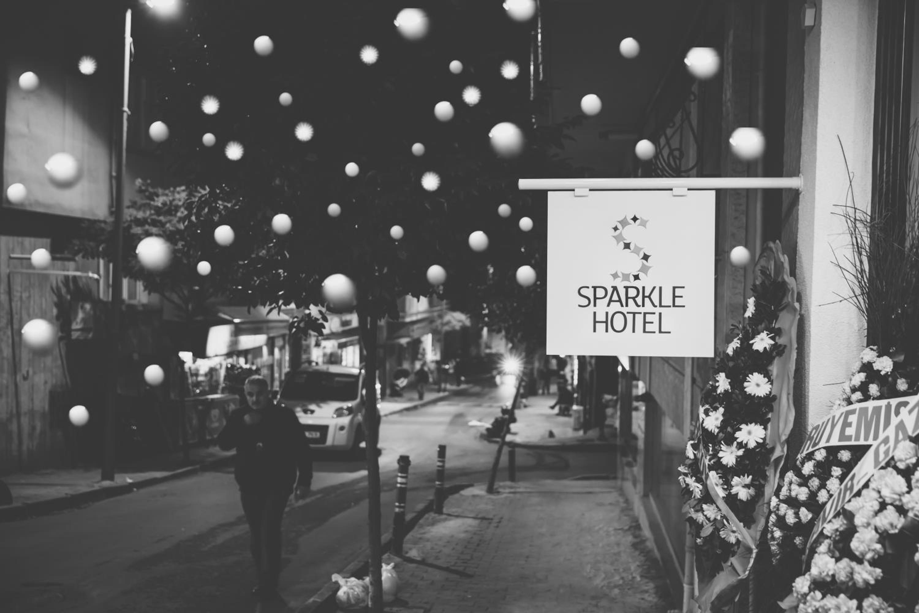 Sparkle Otel - Image 95