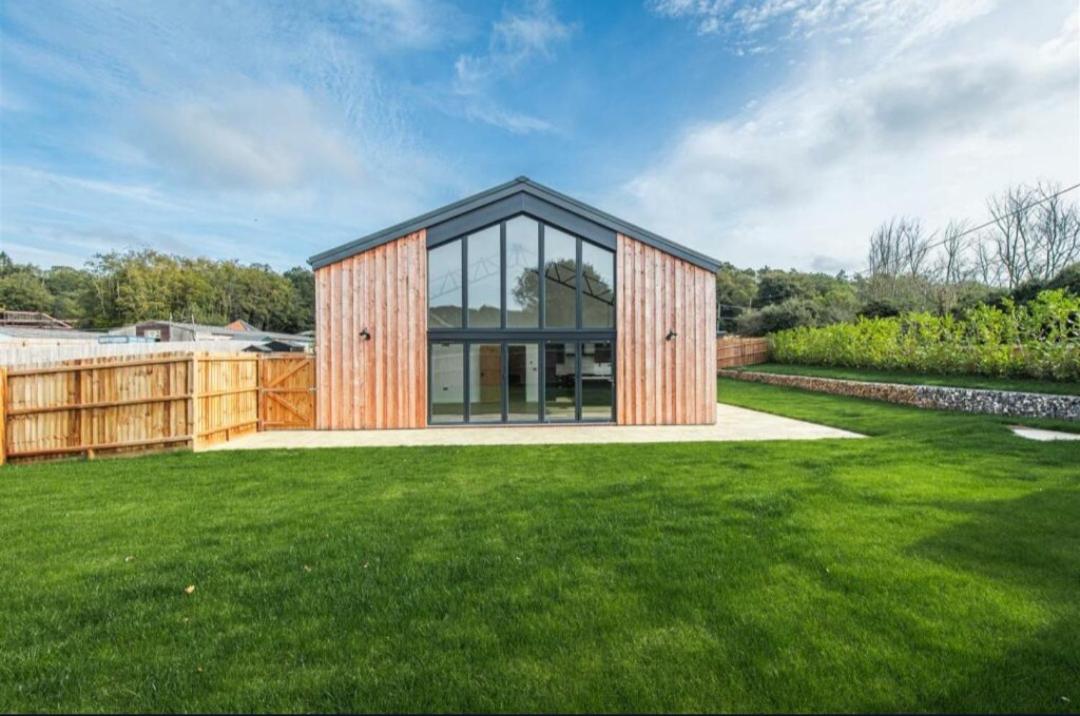 Stylish & Spacious Getaway