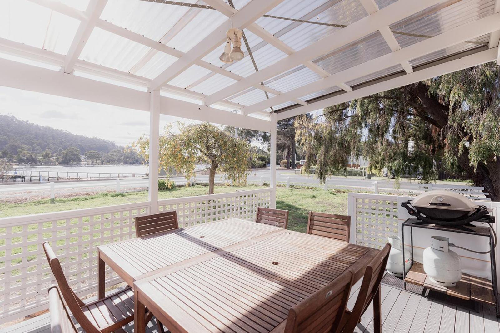 Riverside Retreat in Orford