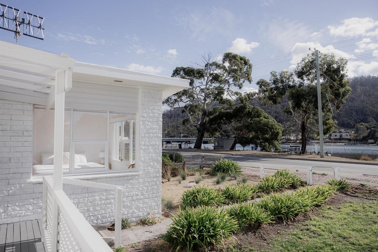 Riverside Retreat in Orford