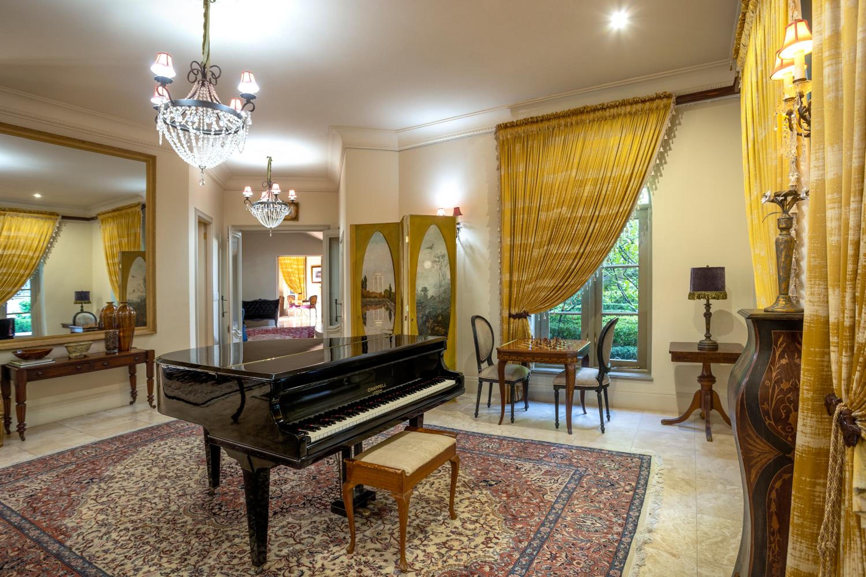 Johannesburg Vacations - The Shyre Mansion - Property Image 10