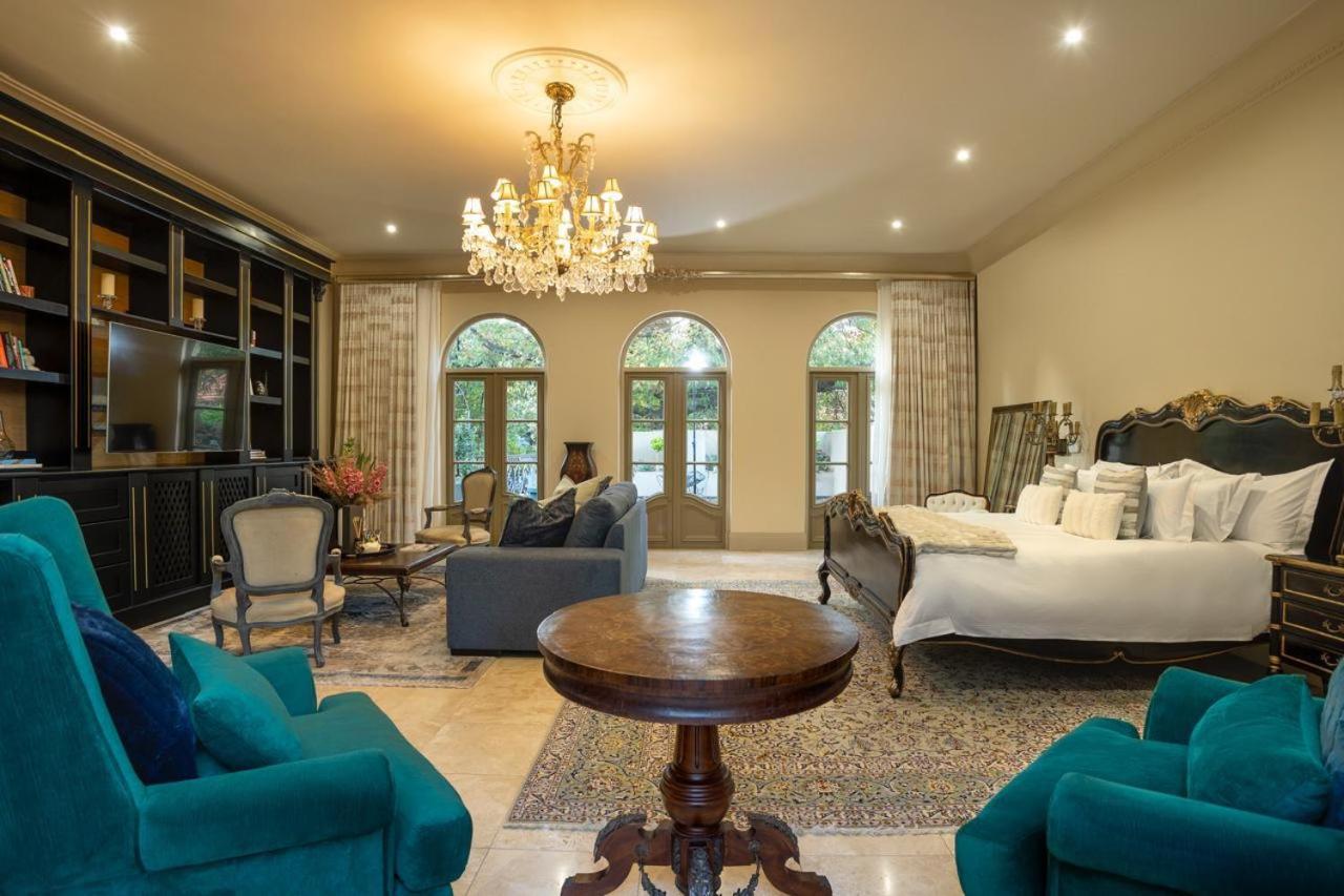 Johannesburg Vacations - The Shyre Mansion - Property Image 3