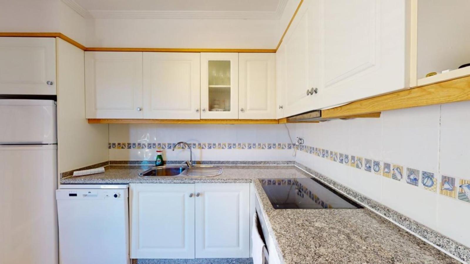 Beautiful house and garden close to Bonalba Golf