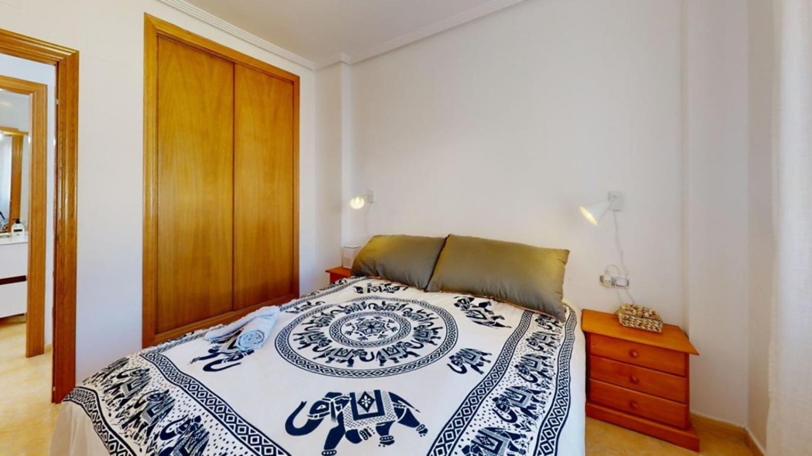 Beautiful house and garden close to Bonalba Golf