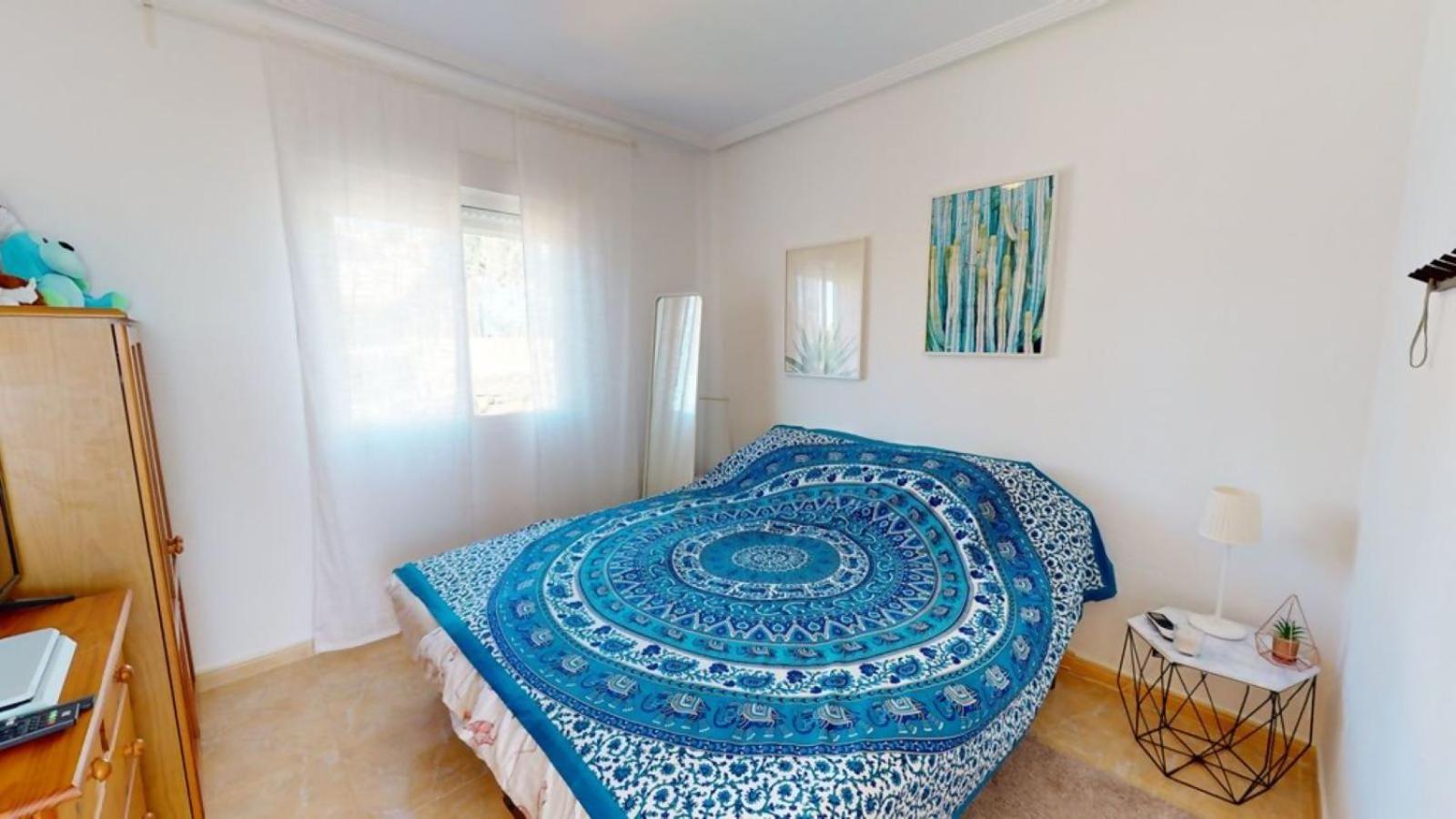 Beautiful house and garden close to Bonalba Golf