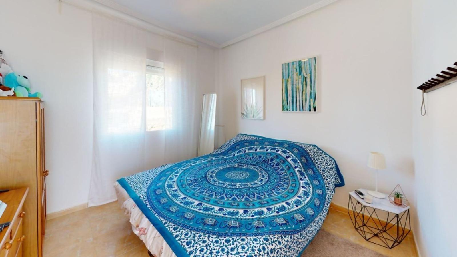 Beautiful house and garden close to Bonalba Golf