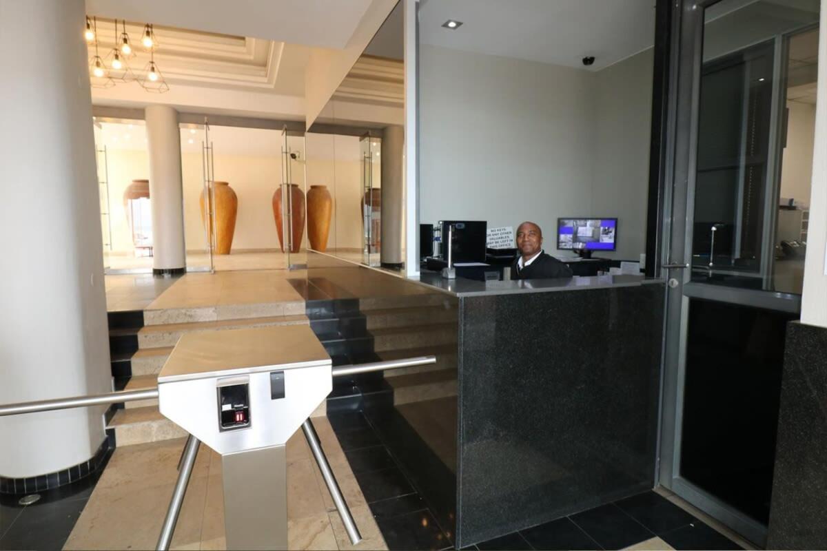 Surfers Penthouse