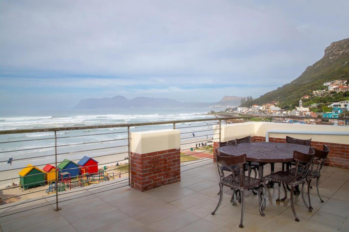 Surfers Penthouse