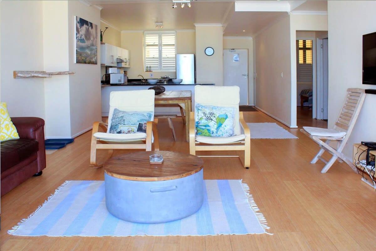 Surfers Sea Loft view 2
