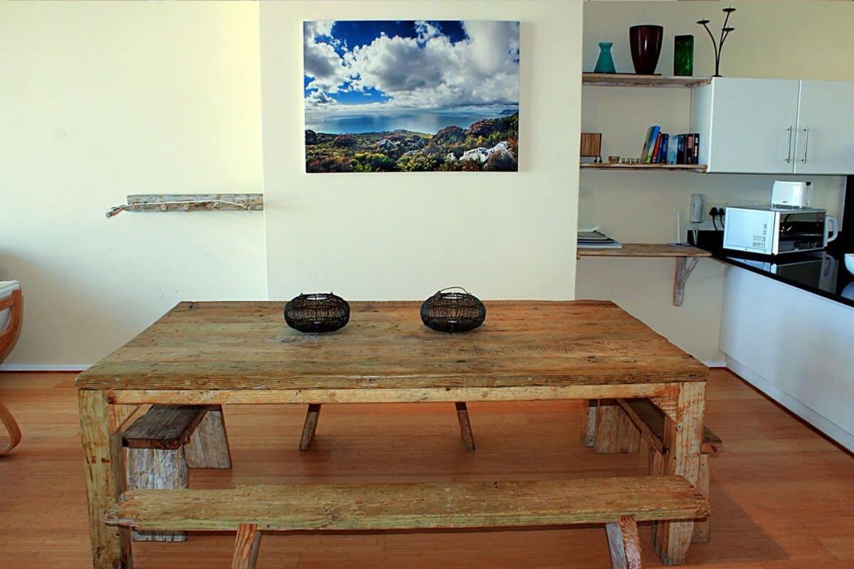 Surfers Sea Loft view 4