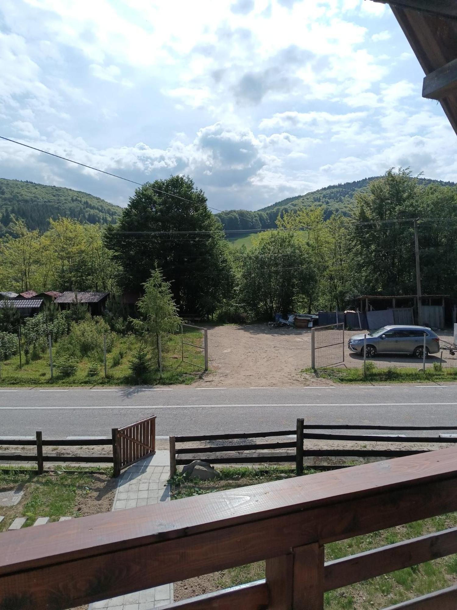 Photo 6