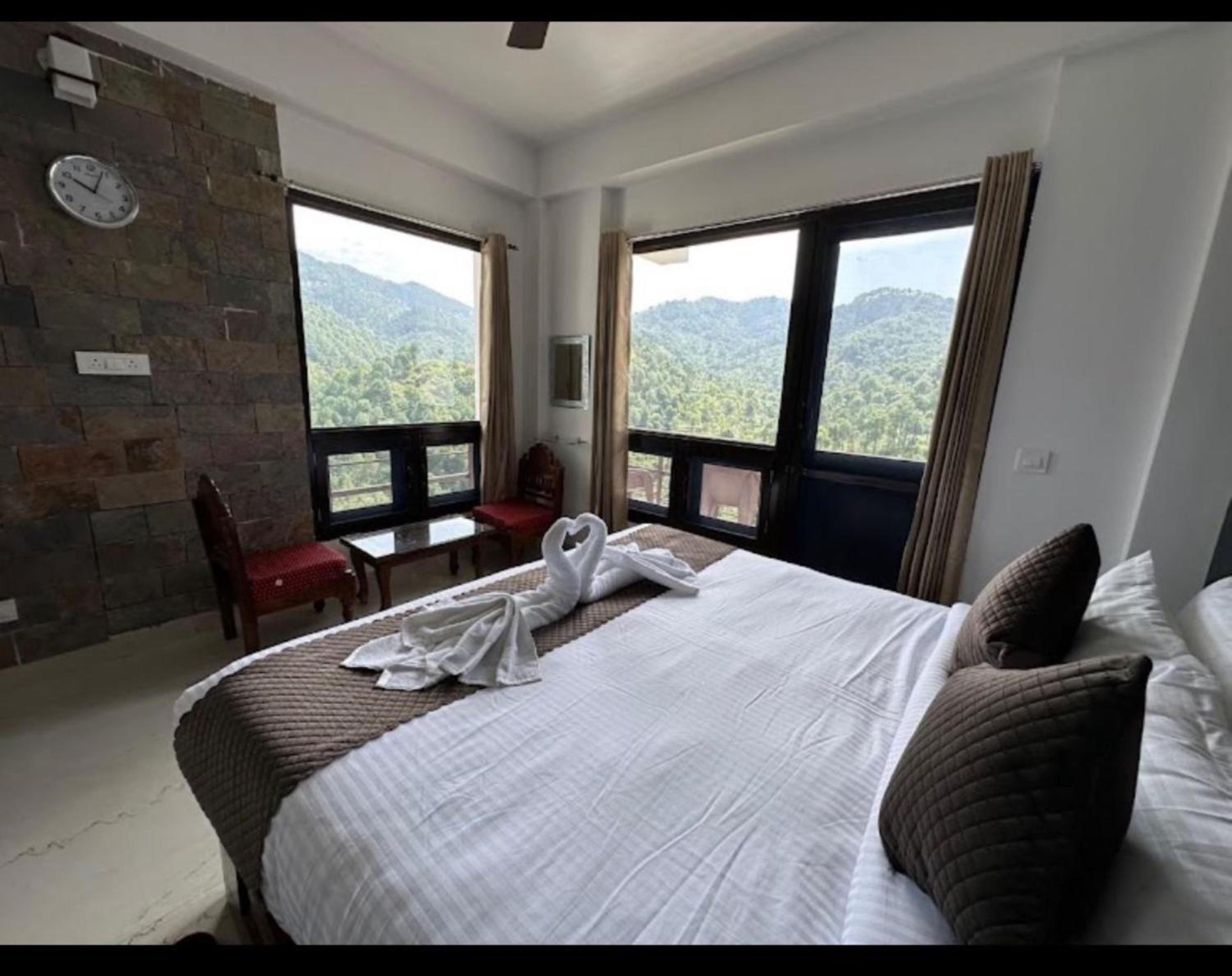 Captain Resorts