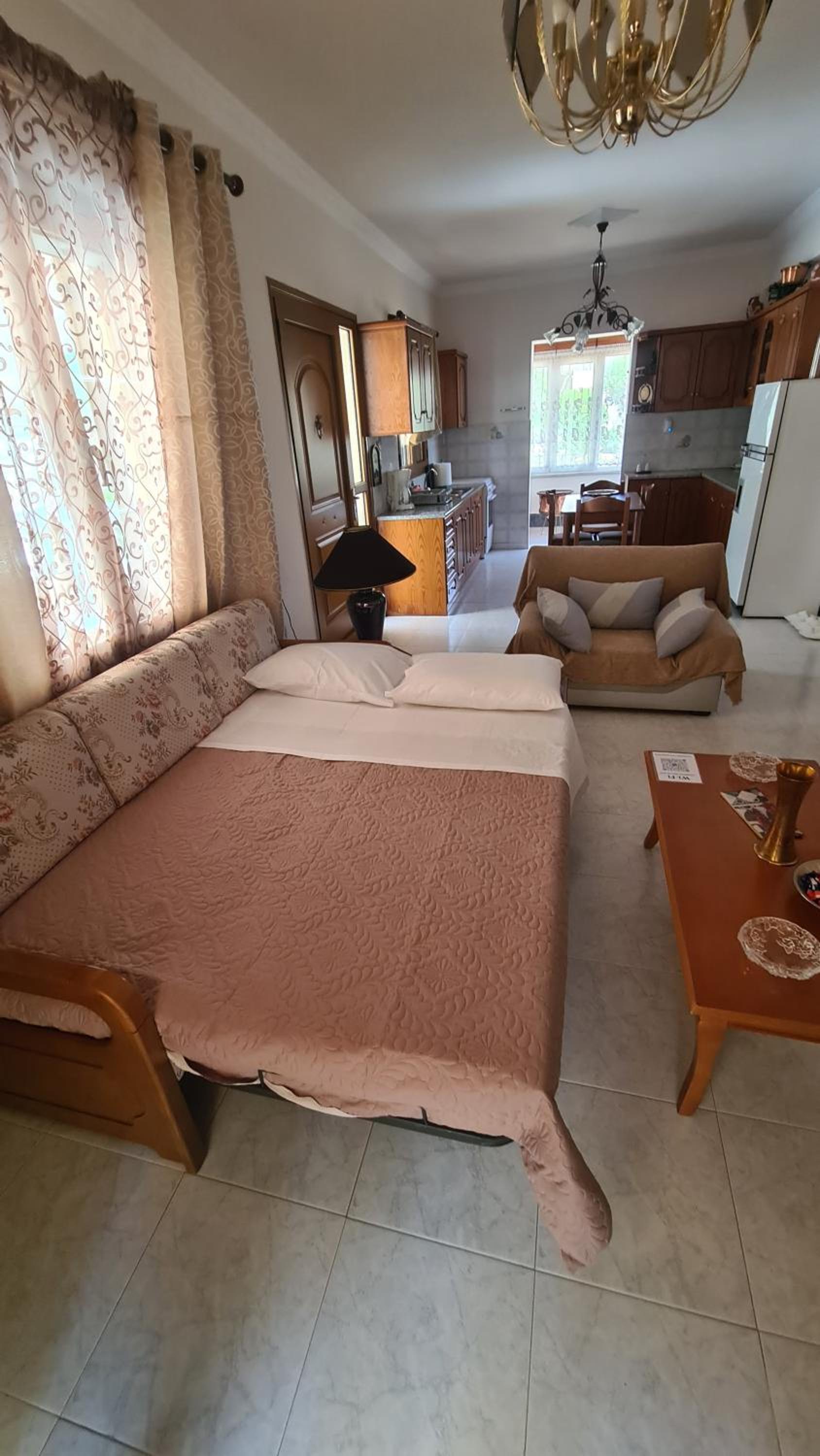 Stratigato Garden Getaway near Chios Town