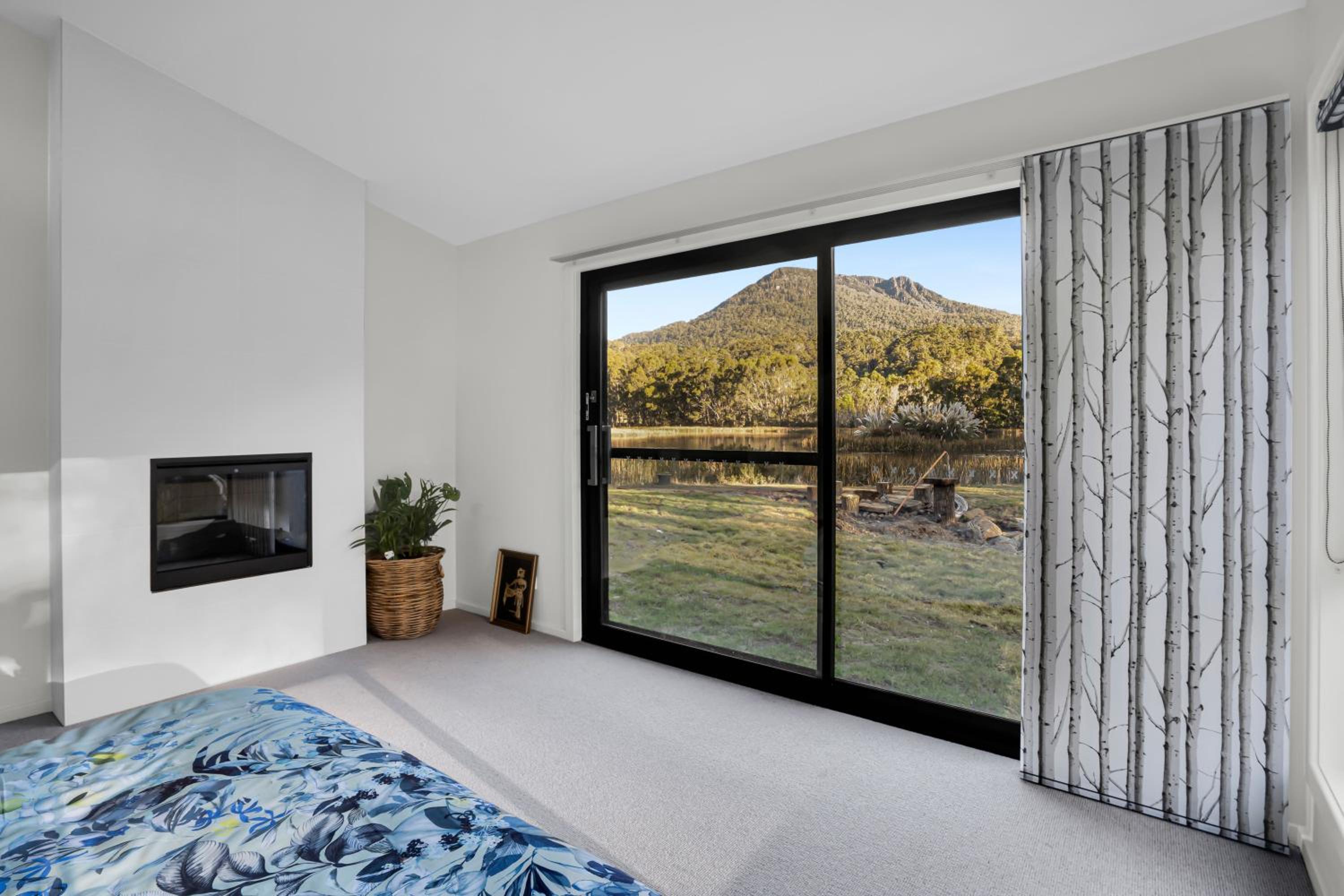 Quamby Bluff Lake House, Deloraine, Tasmania