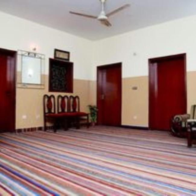 Libra Family Guest House