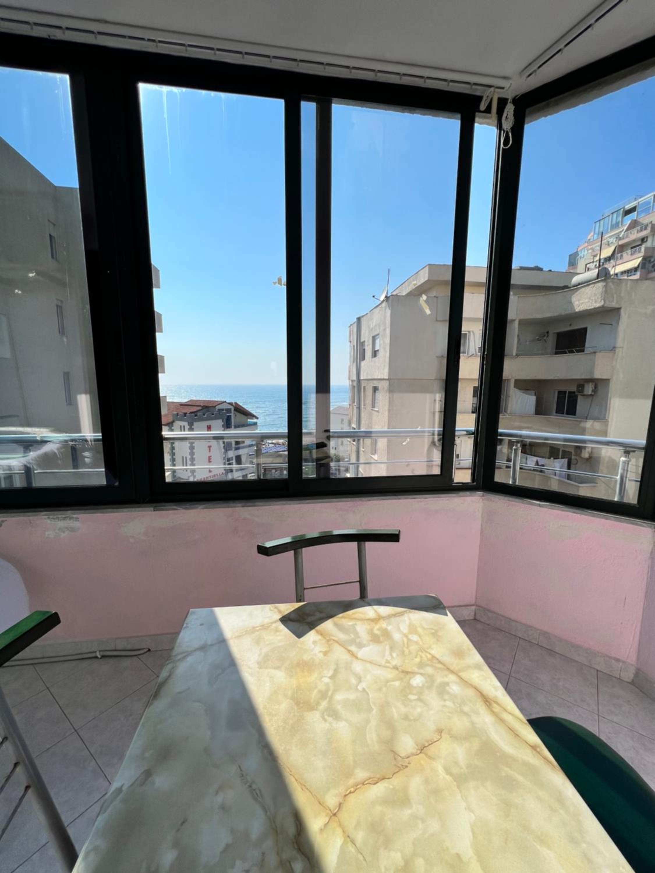 Spacious 2 Bedroom Apartment City Center by LunaSol