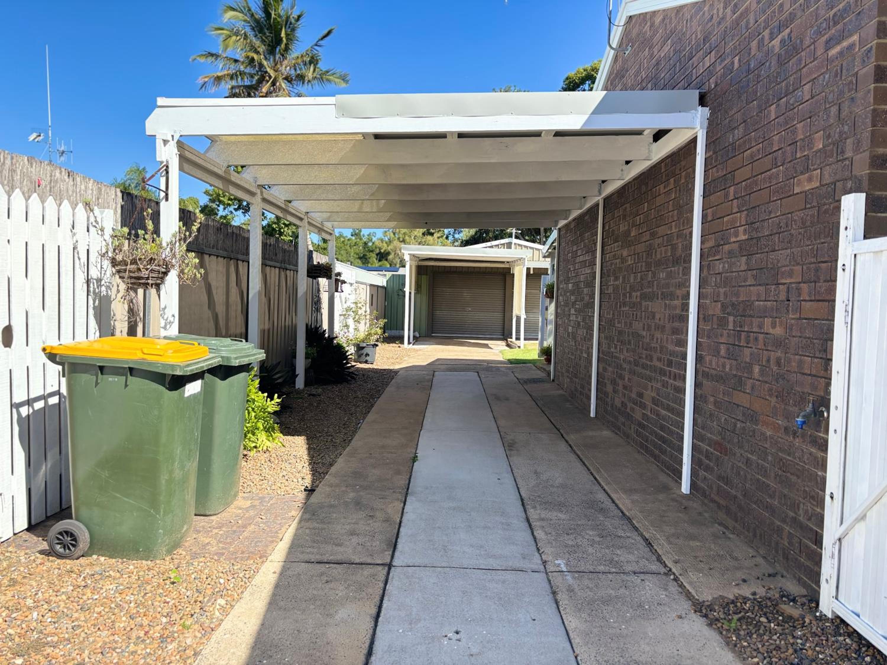 Moore Park Beach Gardens-walk to the beach