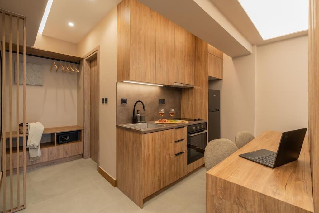 Elegant Suite Kypseli