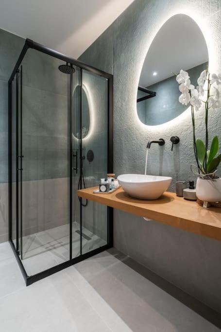 Elegant Suite Kypseli