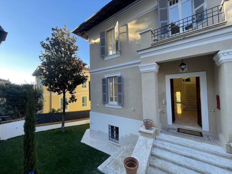 VILLA LINA - sky earth liberty villa - 5 min from tube