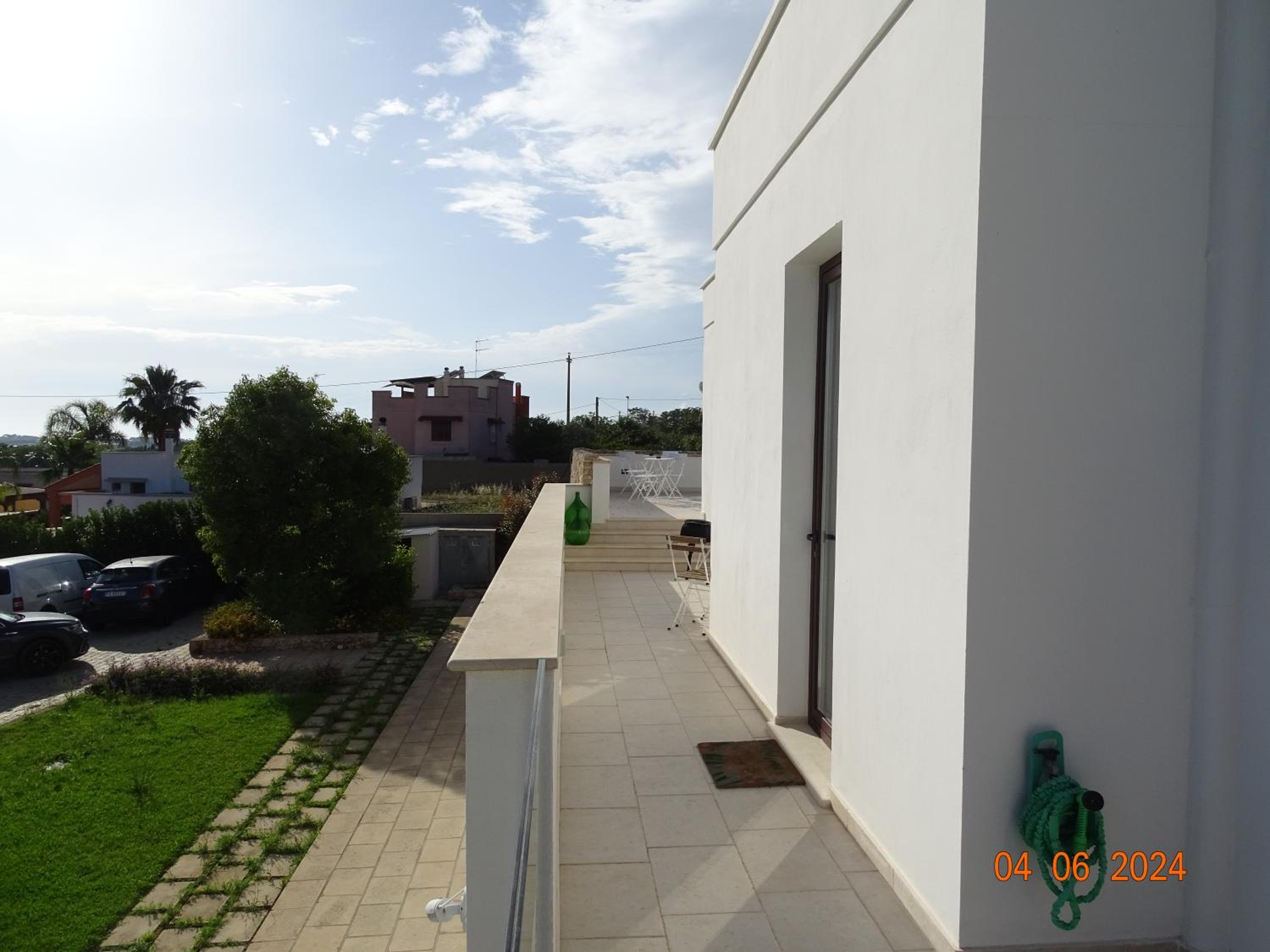 Photo 44