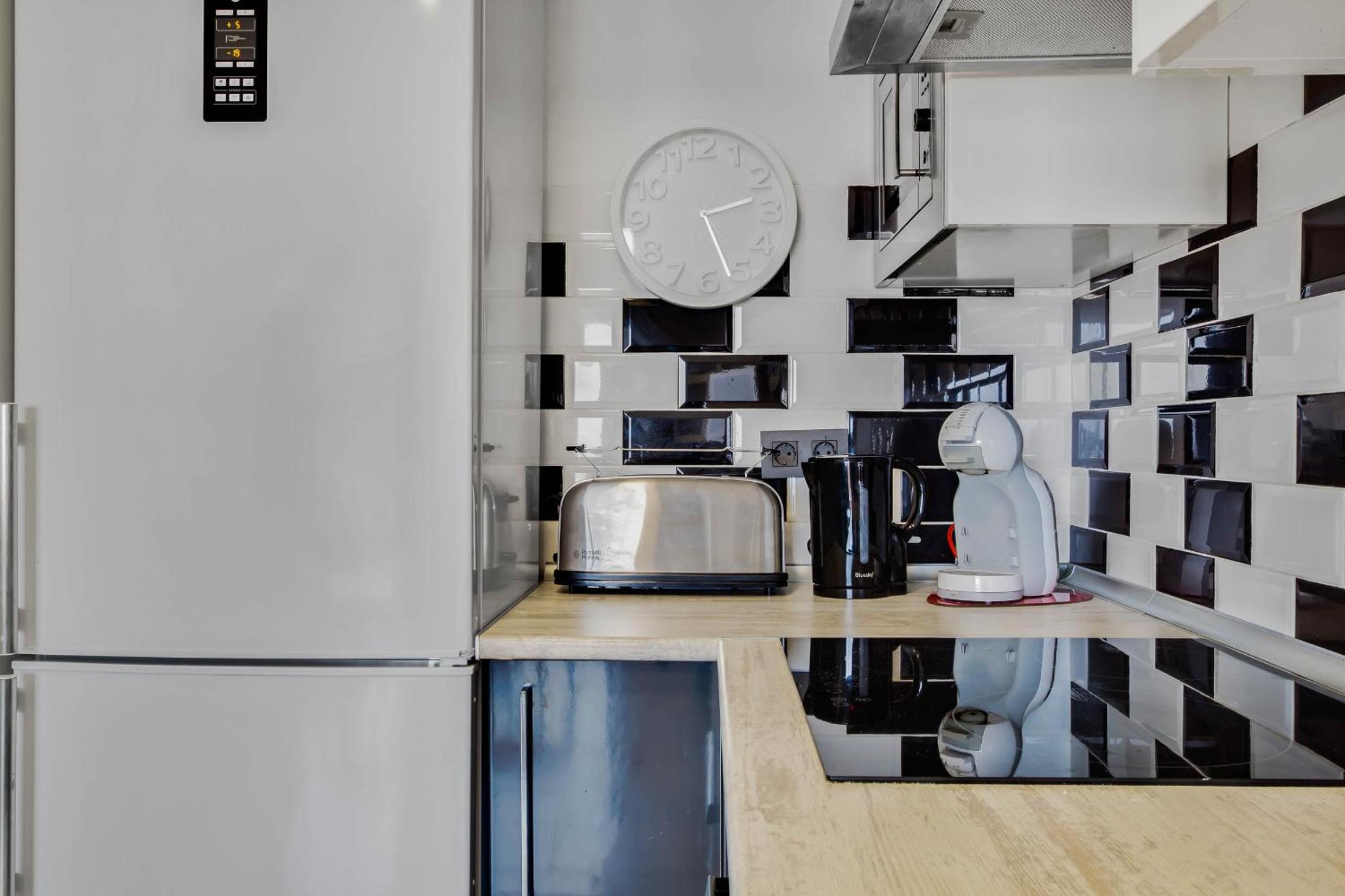 Duquesa 522 By IVI Real Estate view 5