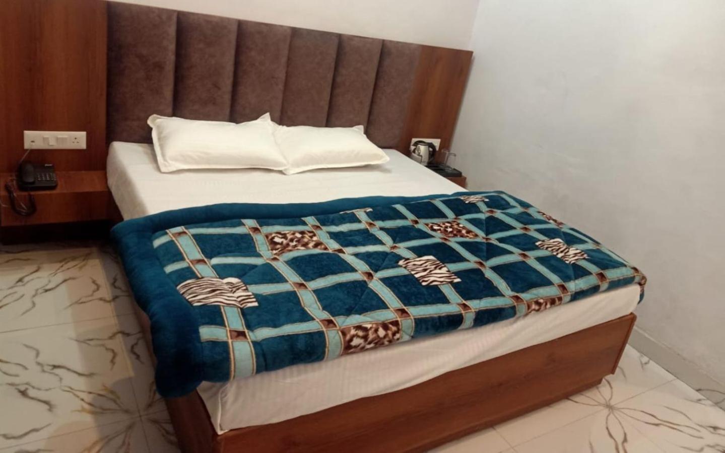 Hotel Mahadev by StayApart view 5
