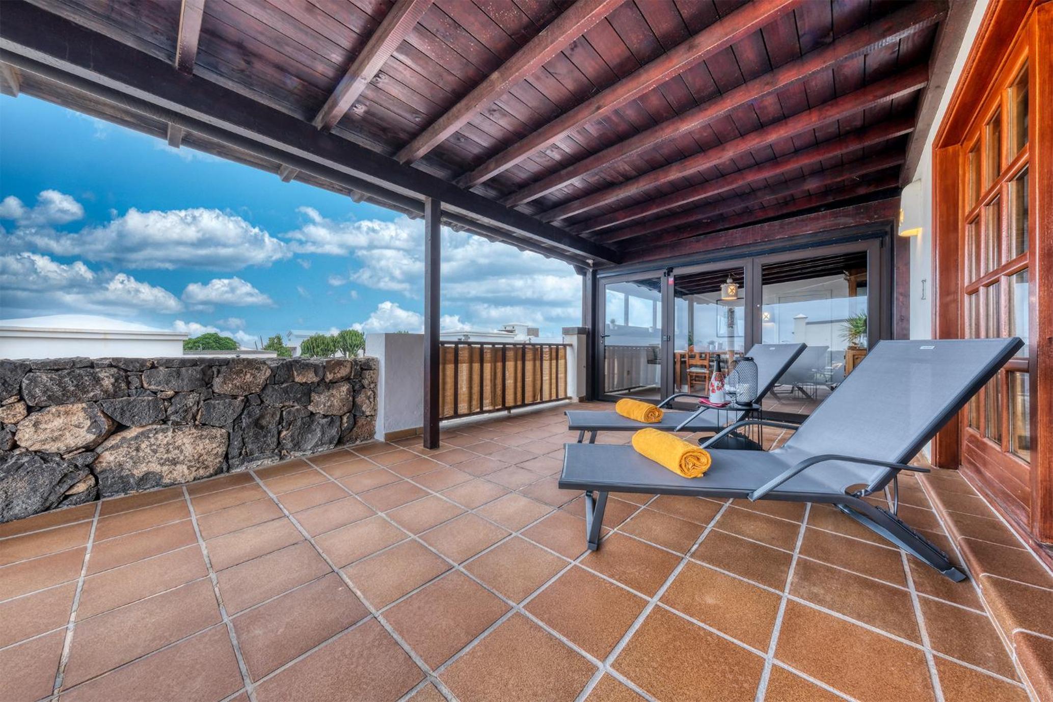 Endless Summer - Private Pool and BBQ by Lanzarote Vacation Homes
