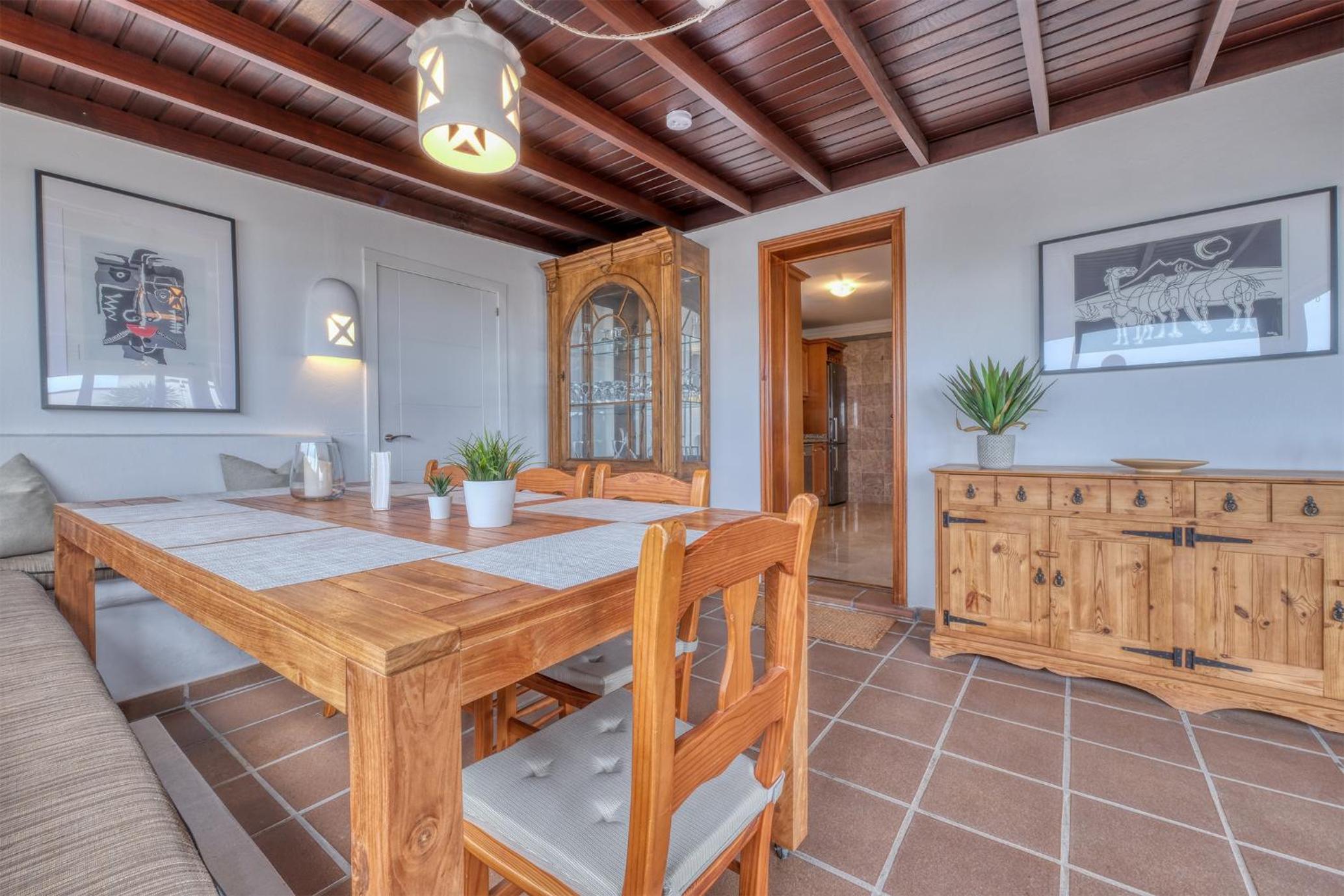 Endless Summer - Private Pool and BBQ by Lanzarote Vacation Homes