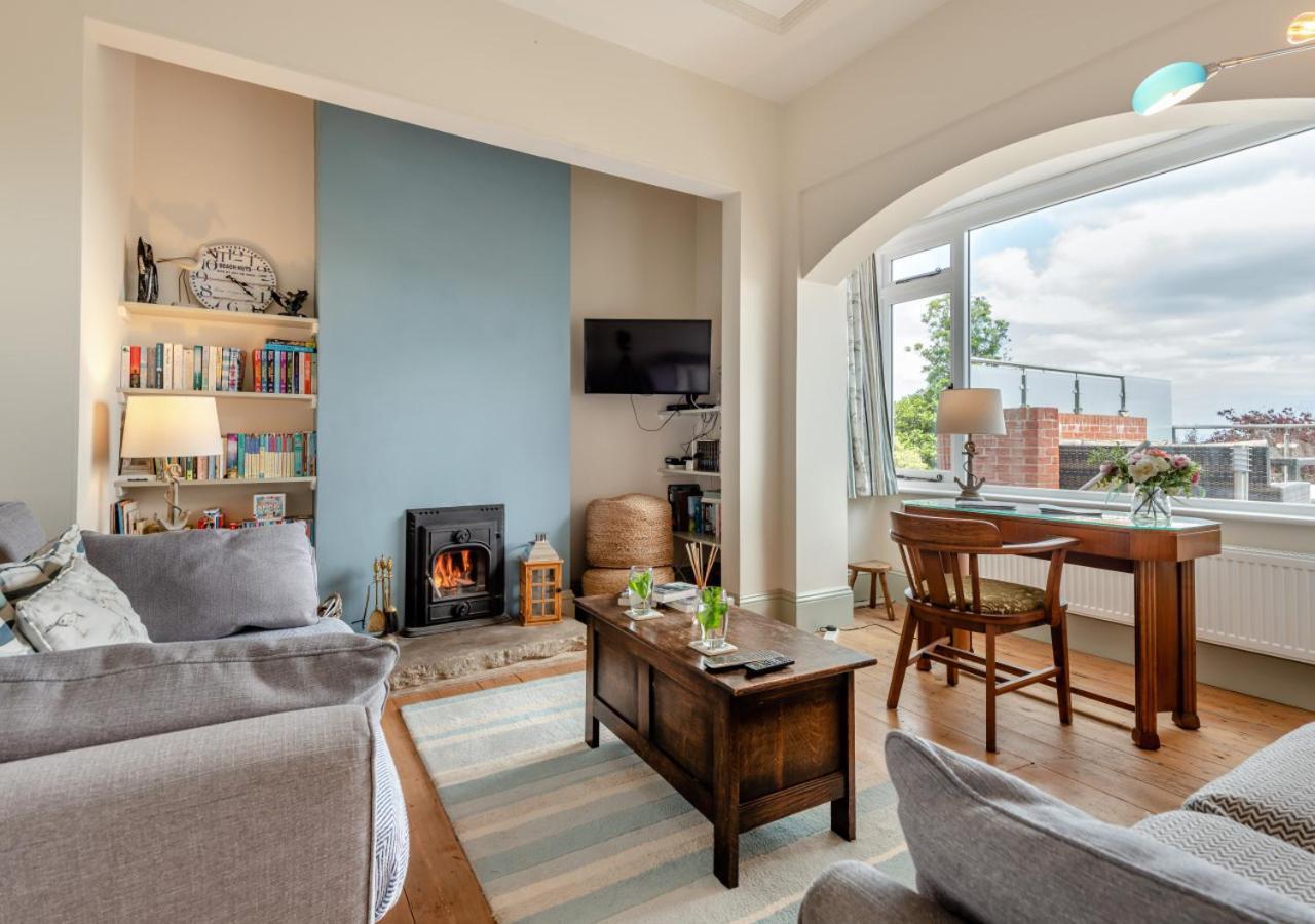 5 Bed in Studland oc-wy365 view 3