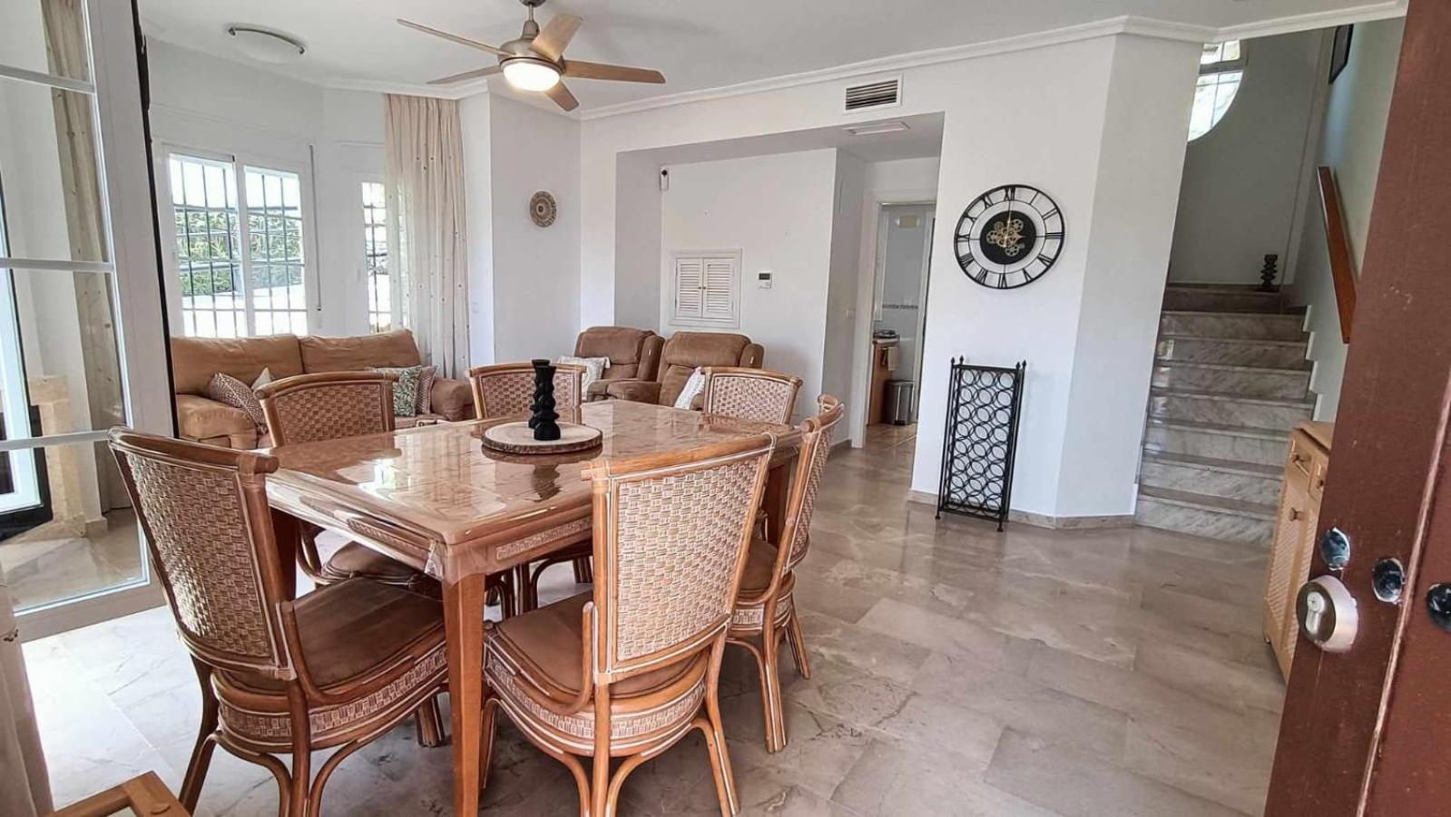 Superb 3 beds Jardines de Casares view 5