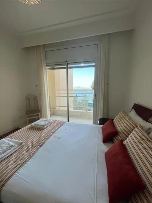Le Cosy du lac view 2