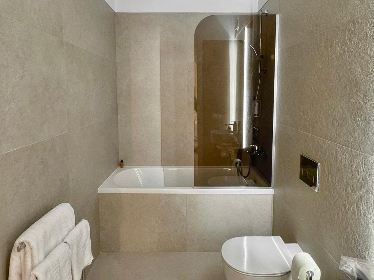 Harmony Property WIN HERASTRAU