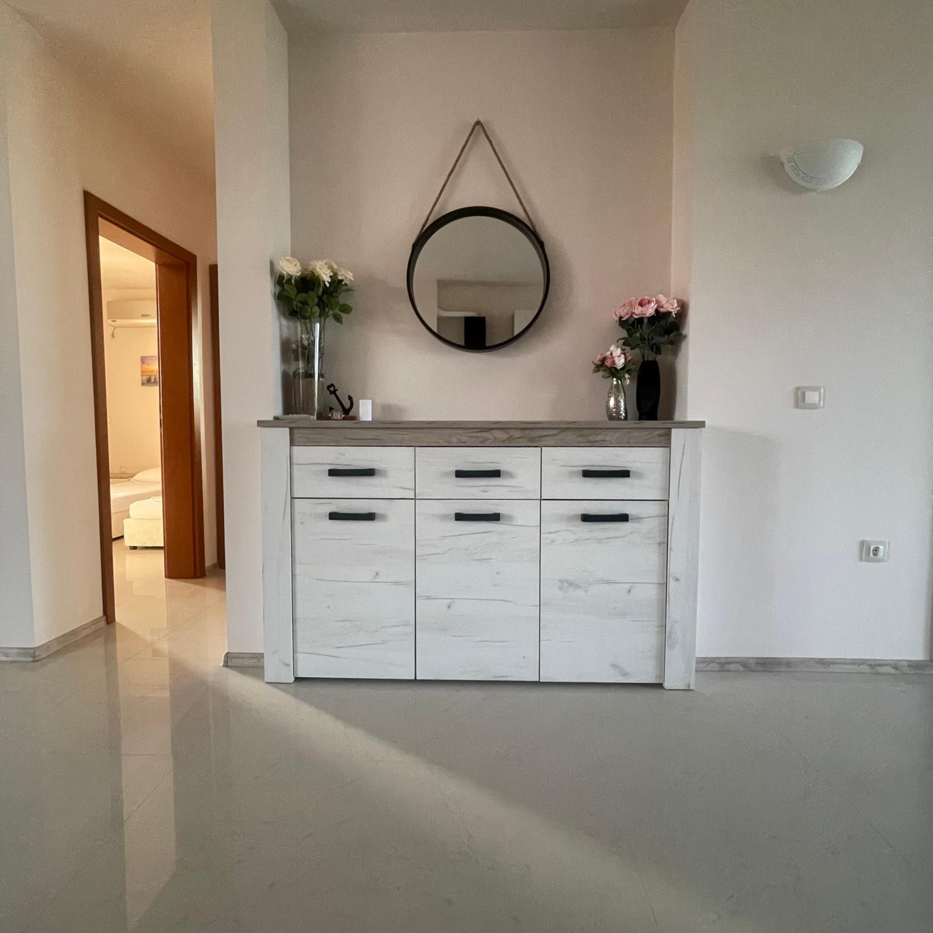 Private Apartment with Sea View