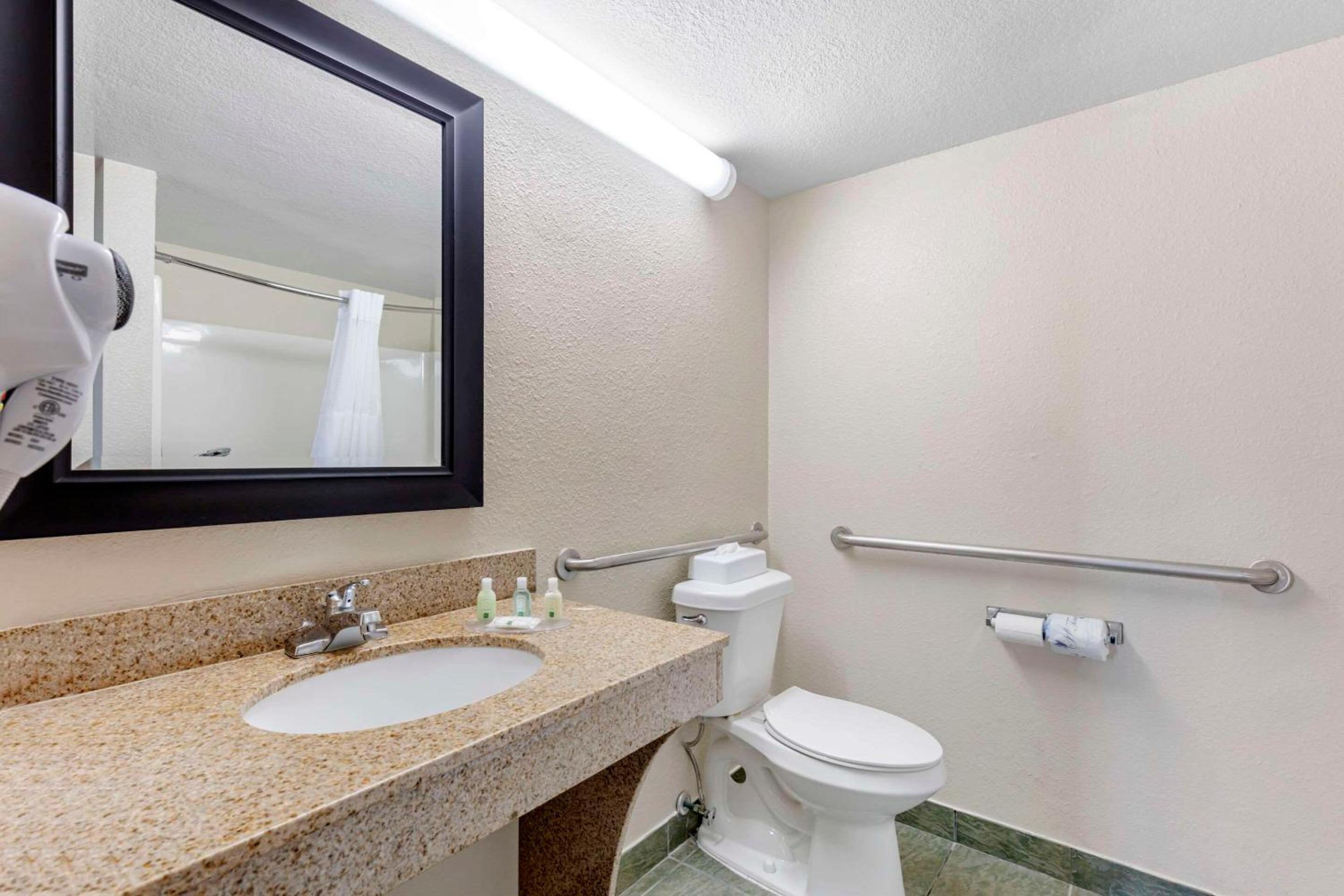 Quality Inn Downtown Stuart, Photo 11