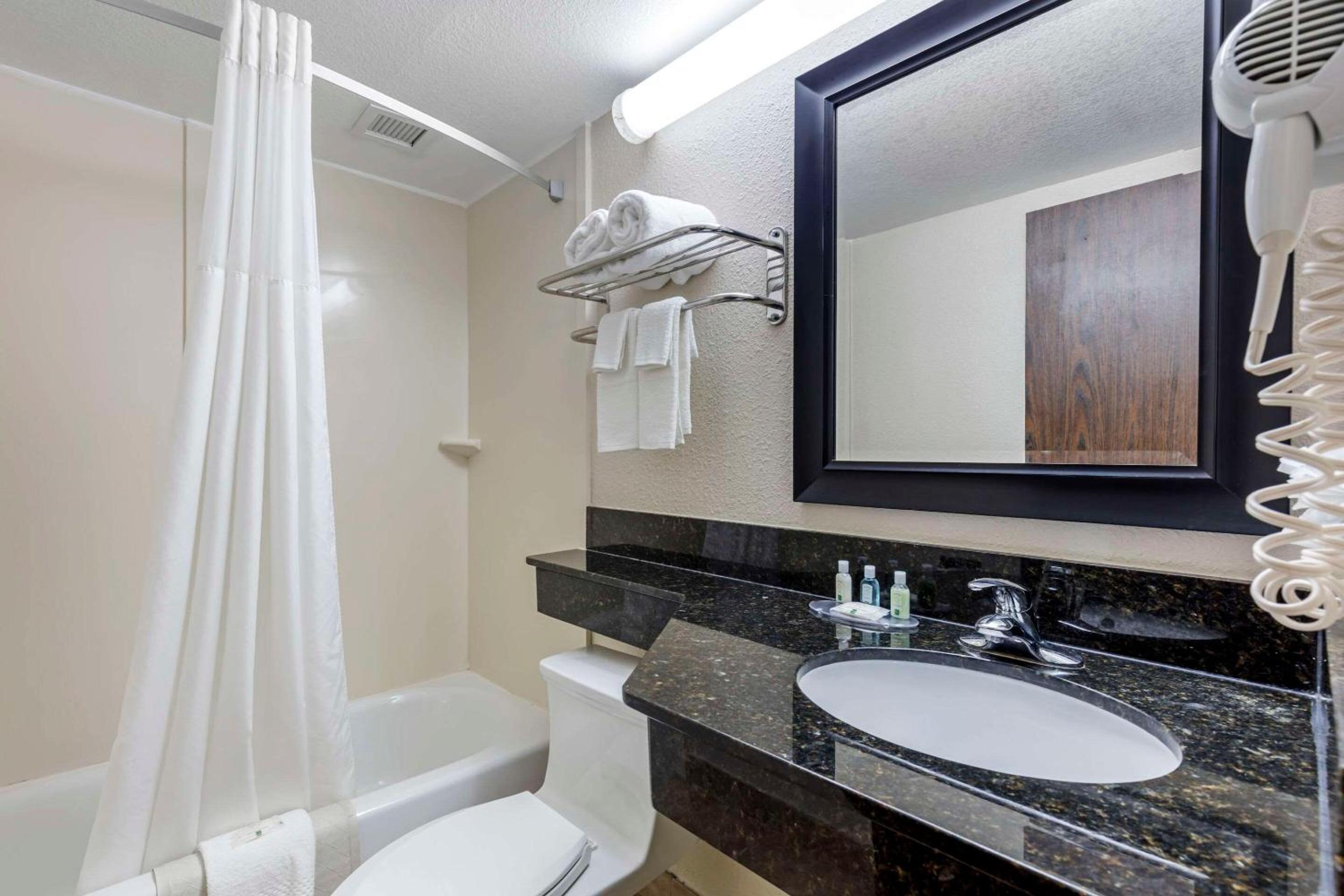 Quality Inn Downtown Stuart, Photo 16