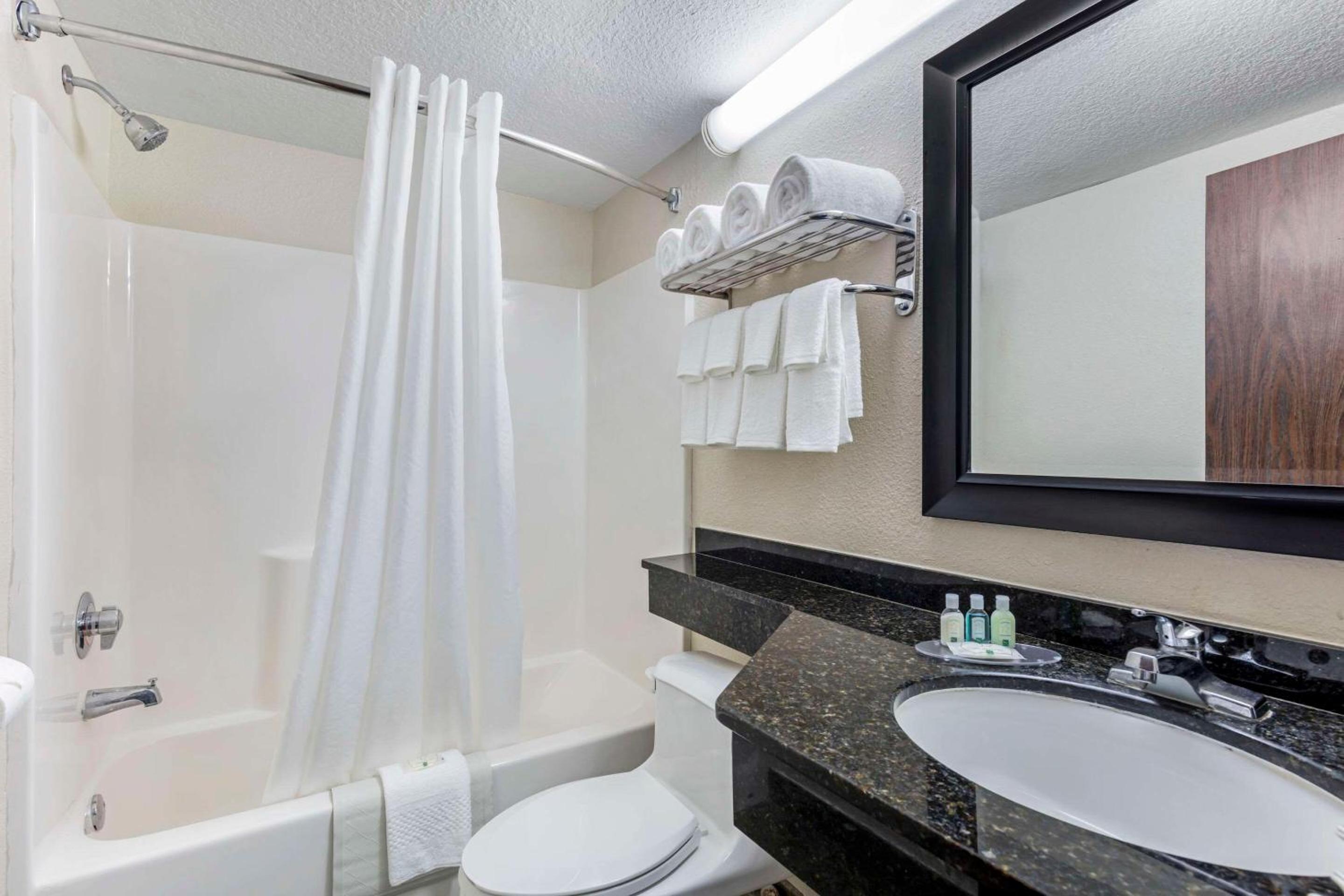 Quality Inn Downtown Stuart, Photo 8