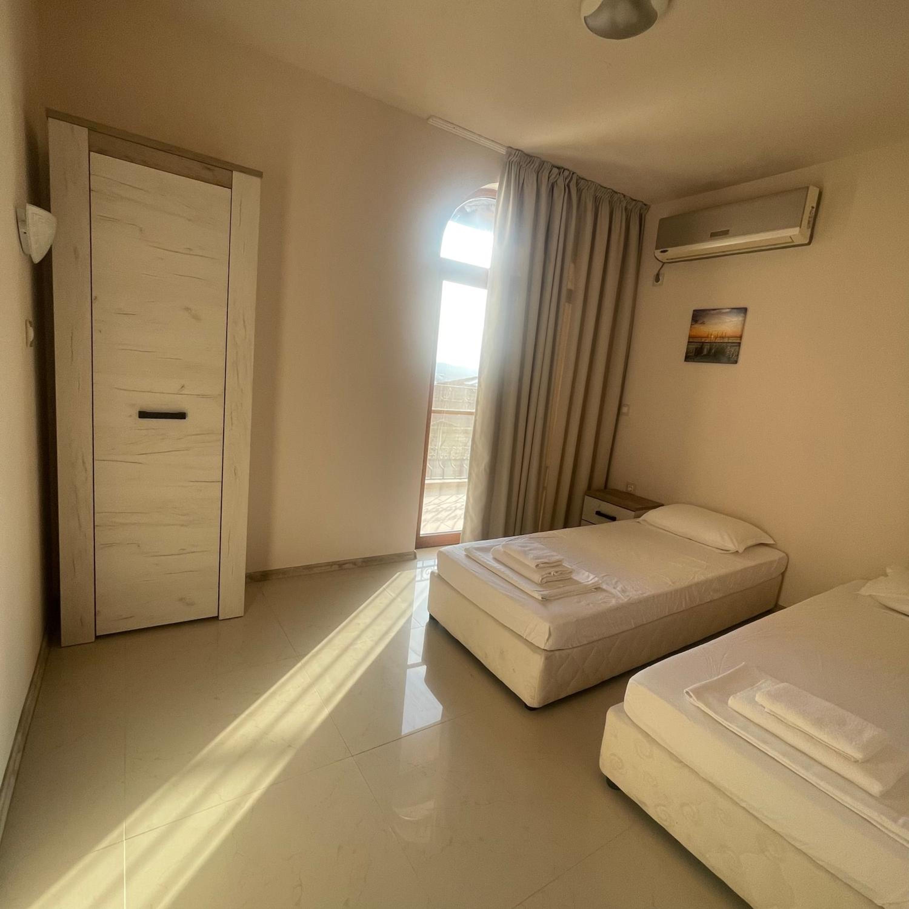 Private Apartment with Sea View