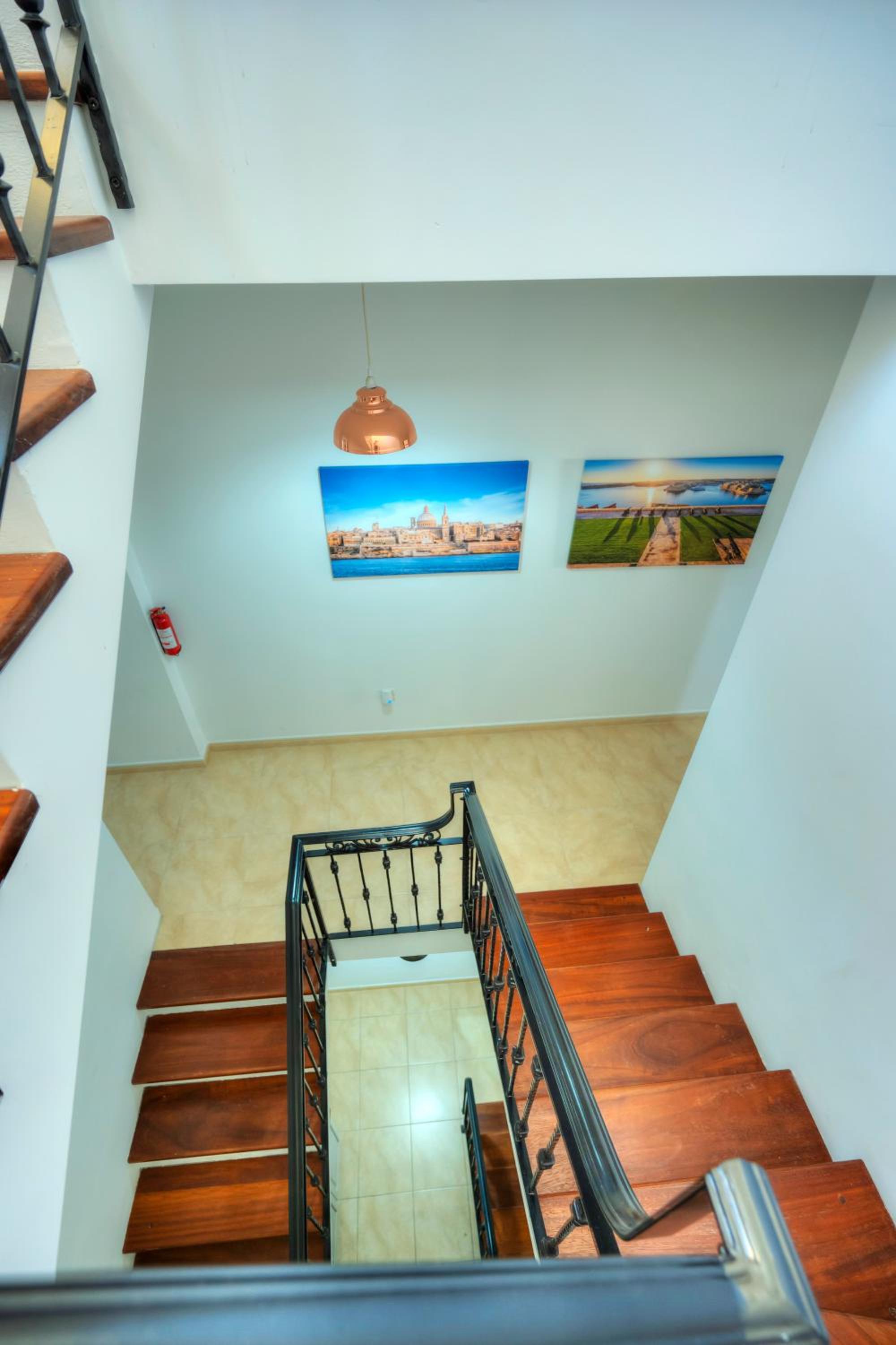 3bedroom house with yard and roof terrace CZER1-1 photo 2