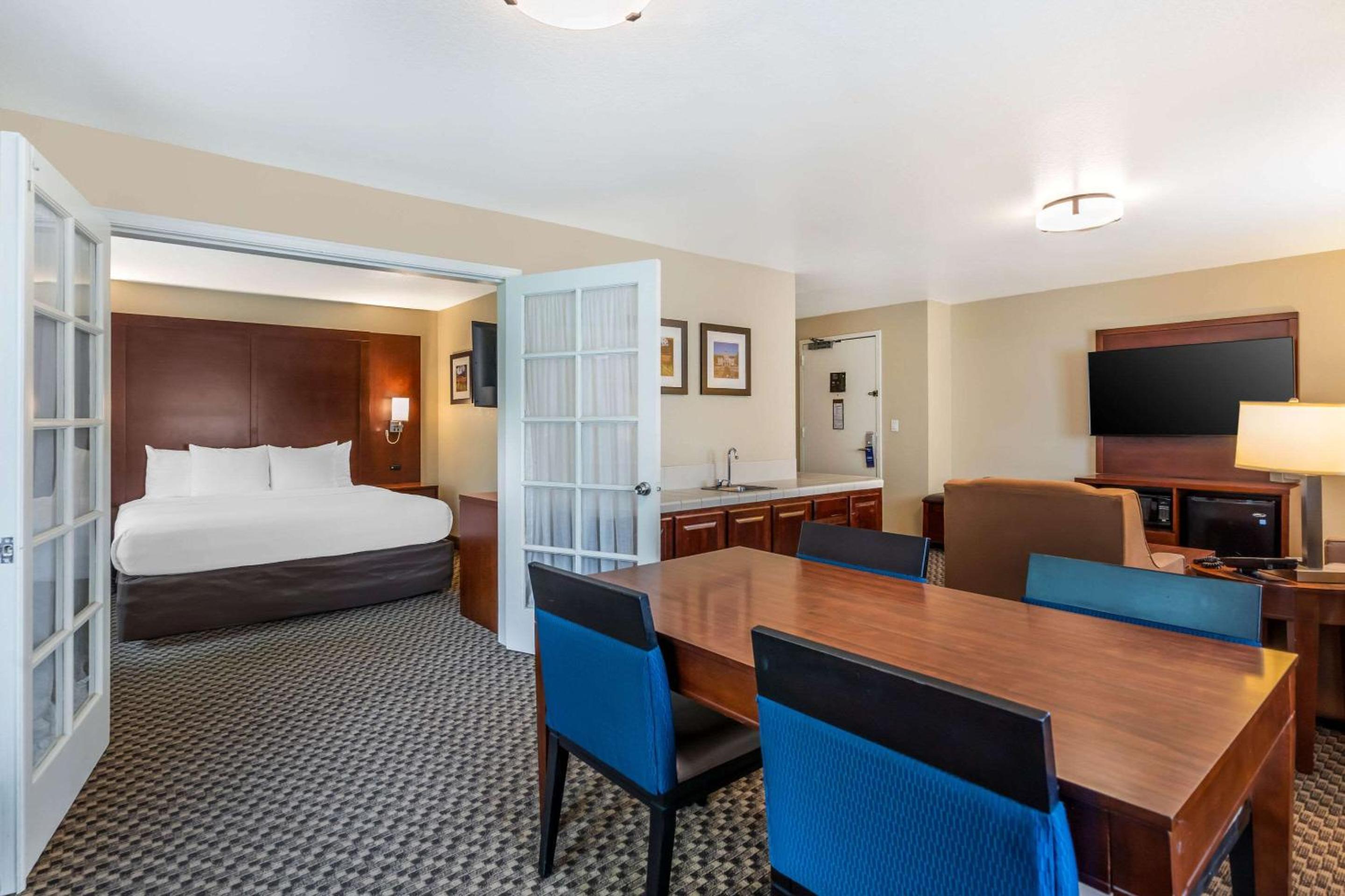Comfort Inn Fairfield Napa Valley Area - Property Image 13
