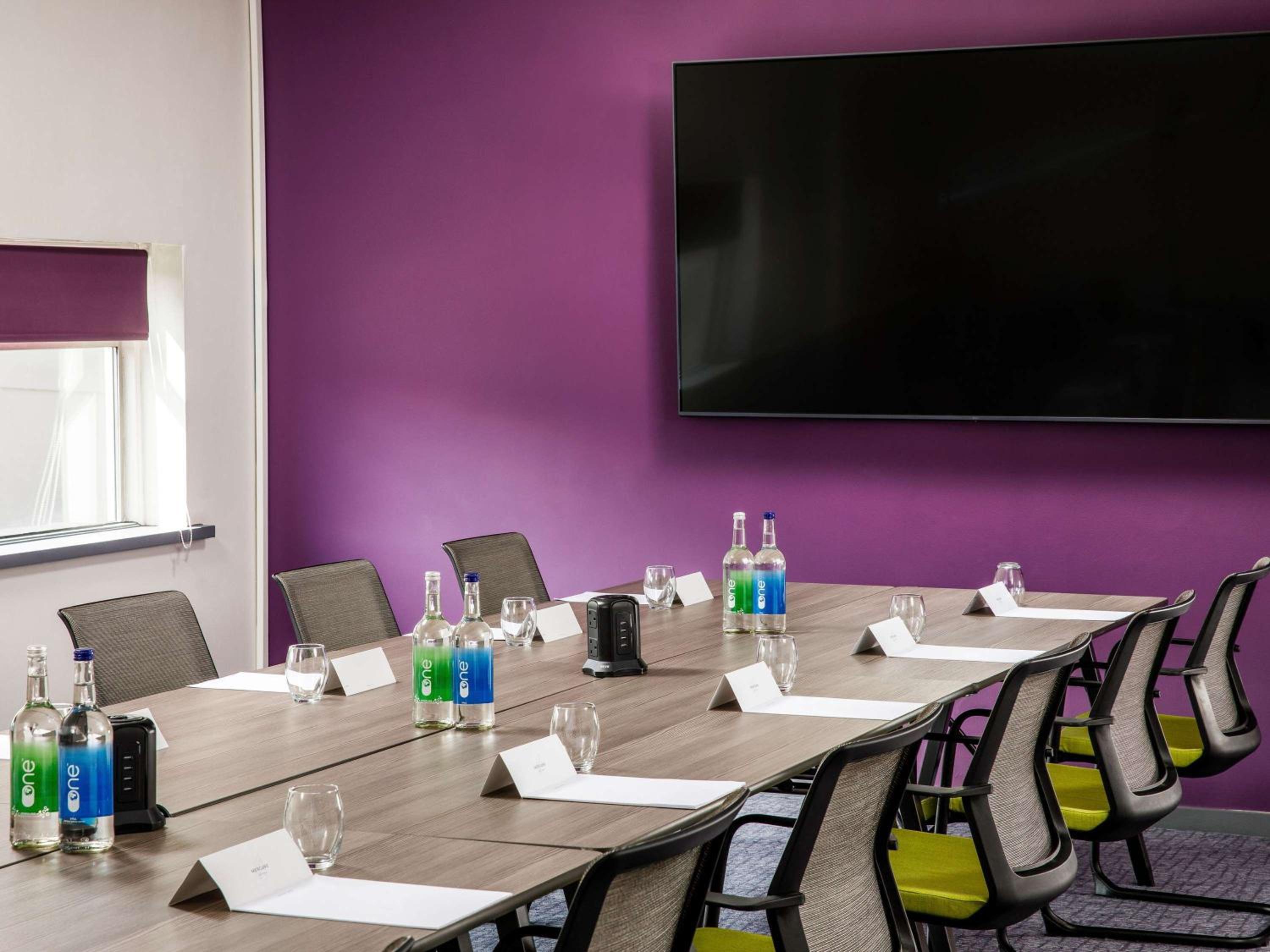 Bedford Vacations - Mercure Bedford Centre Hotel - Property Image 8