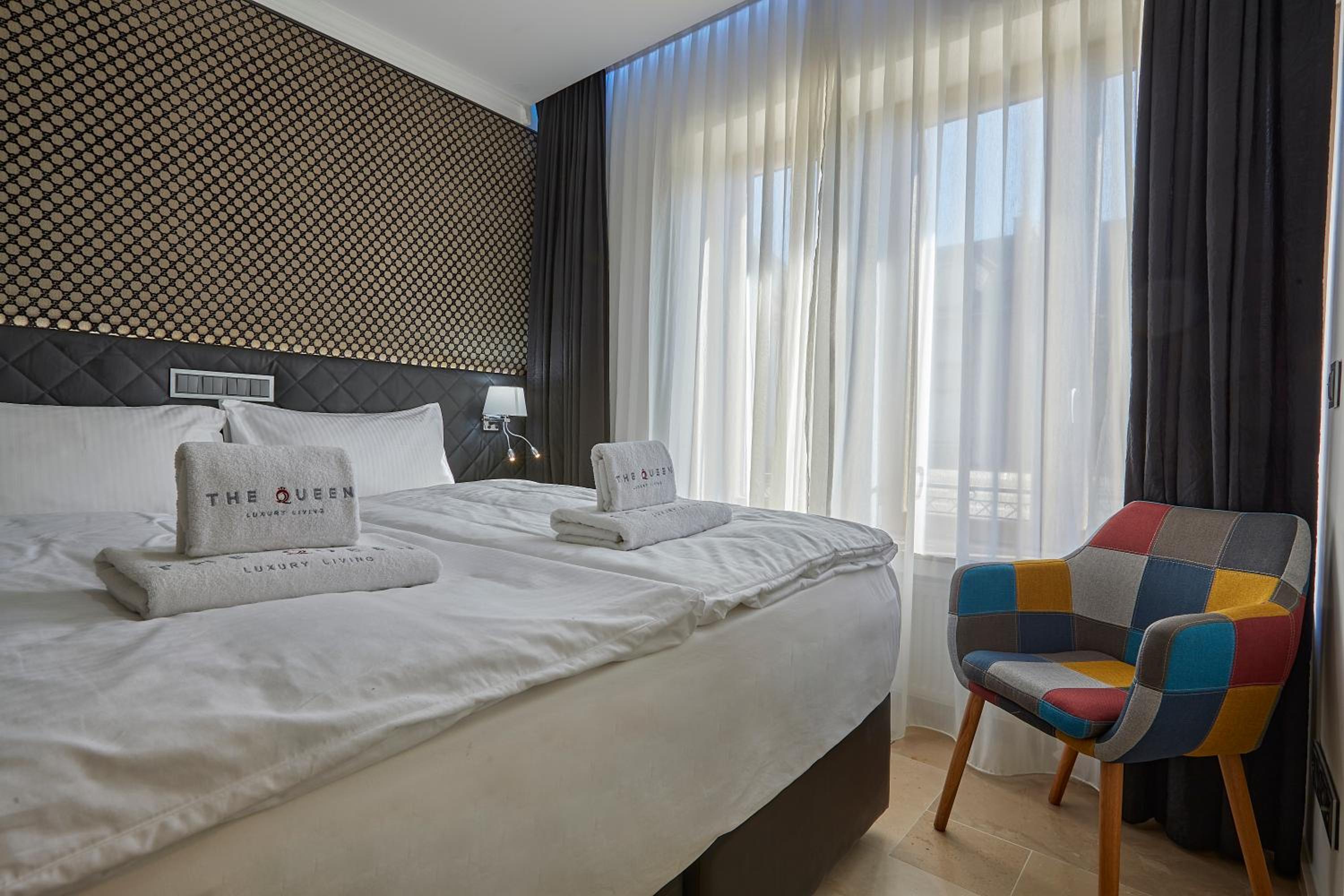 The Queen Luxury Apartments - Villa Medici