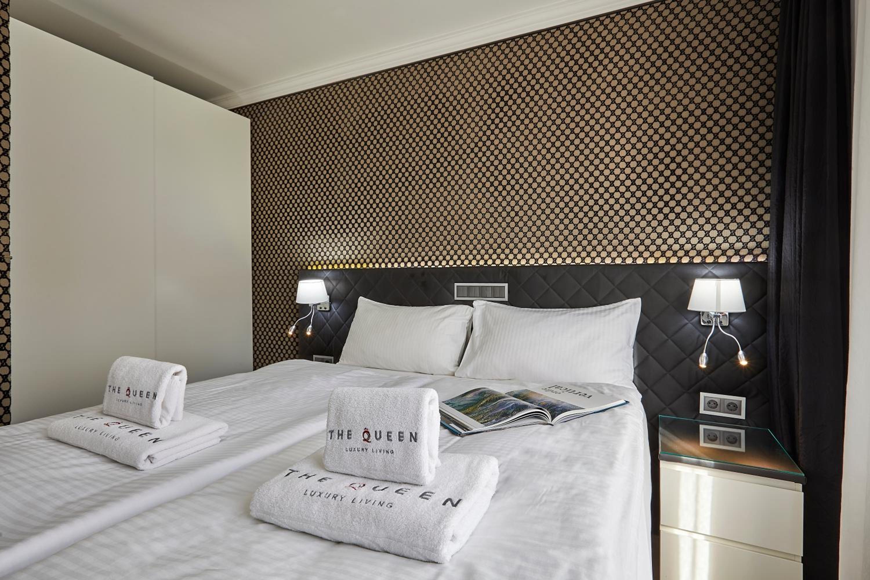 The Queen Luxury Apartments - Villa Medici
